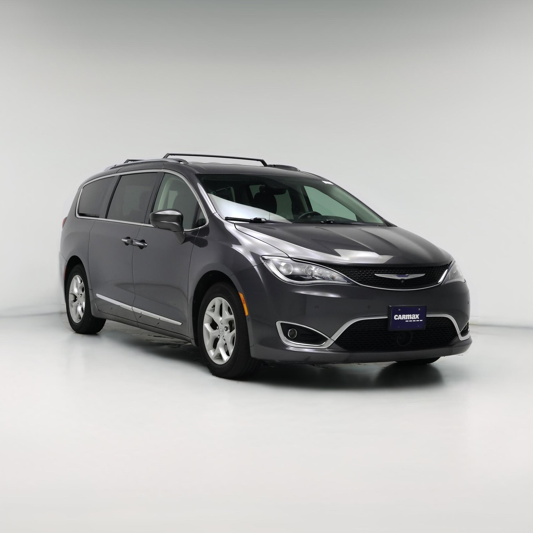 Thumbnail: 2019 Chrysler Pacifica - 1