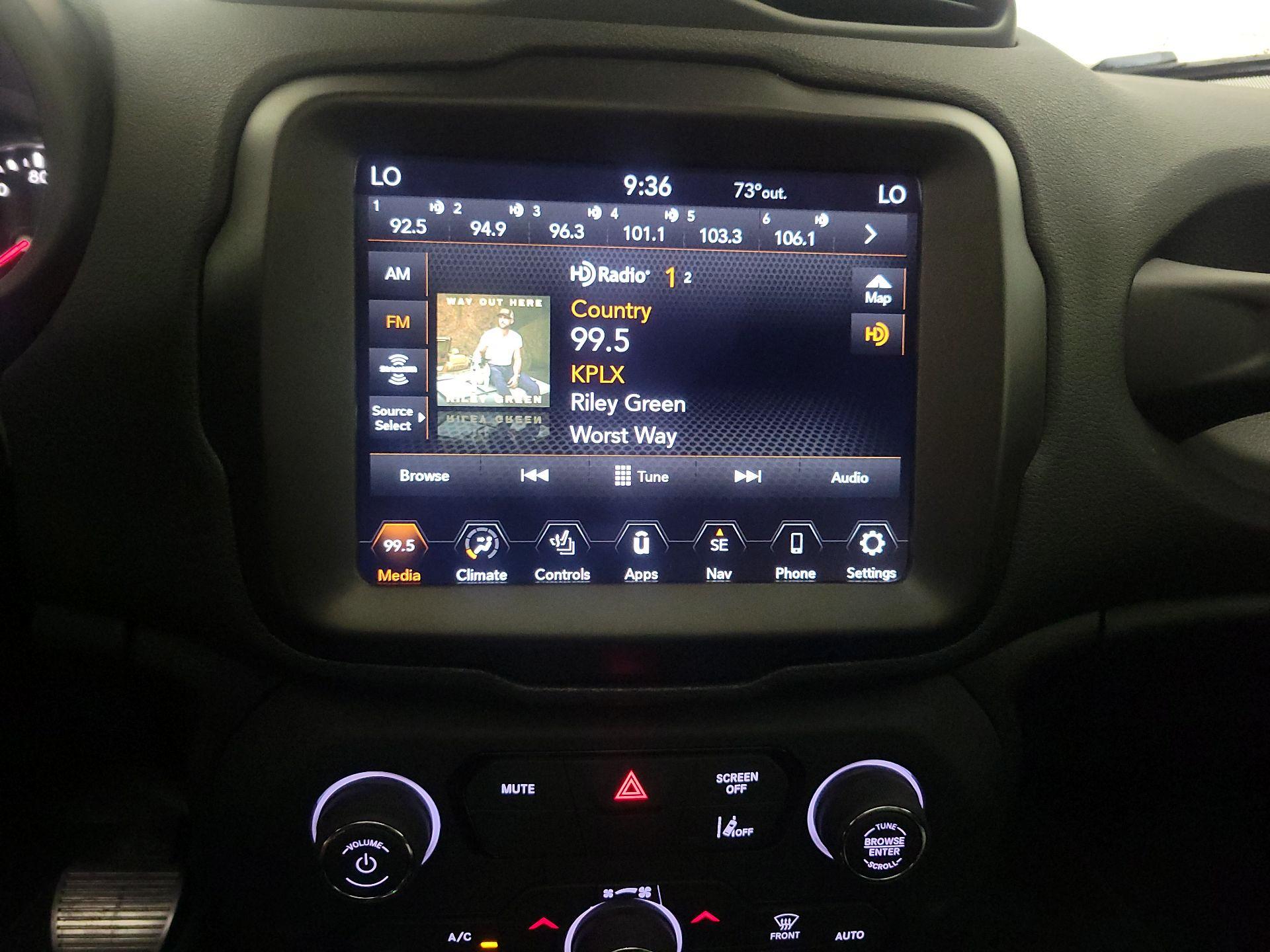 Thumbnail: 2021 Jeep Renegade - 16