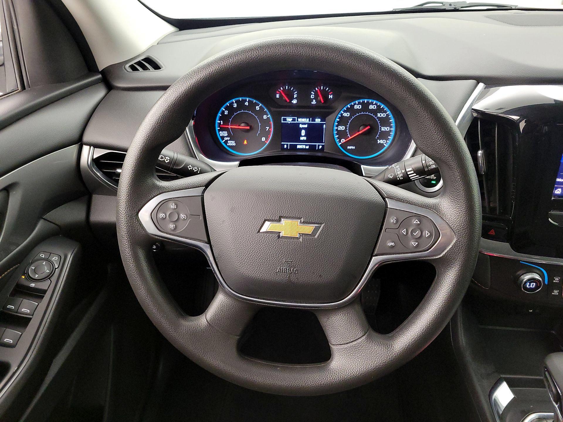 Thumbnail: 2021 Chevrolet Traverse - 10