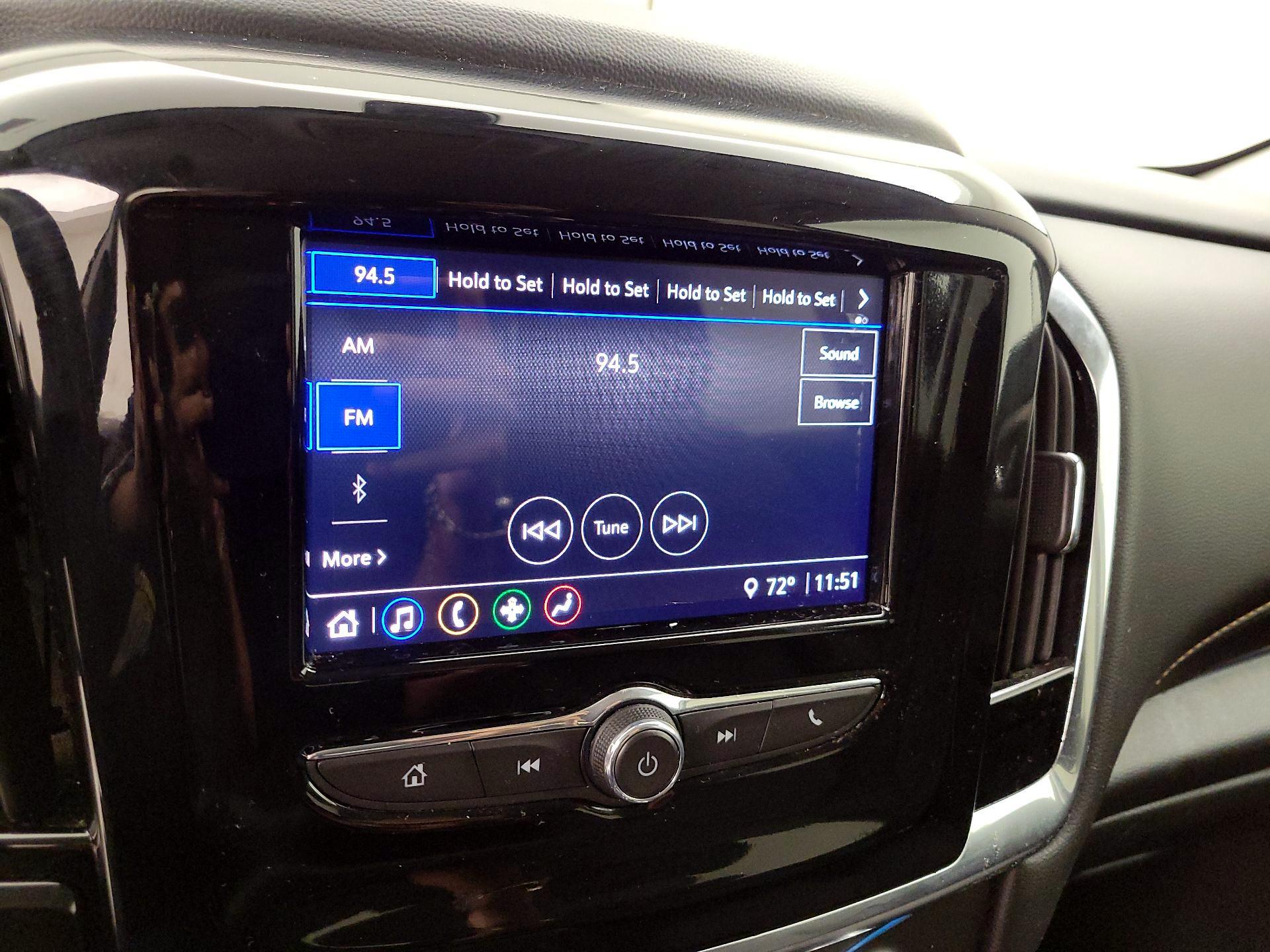 Thumbnail: 2021 Chevrolet Traverse - 15