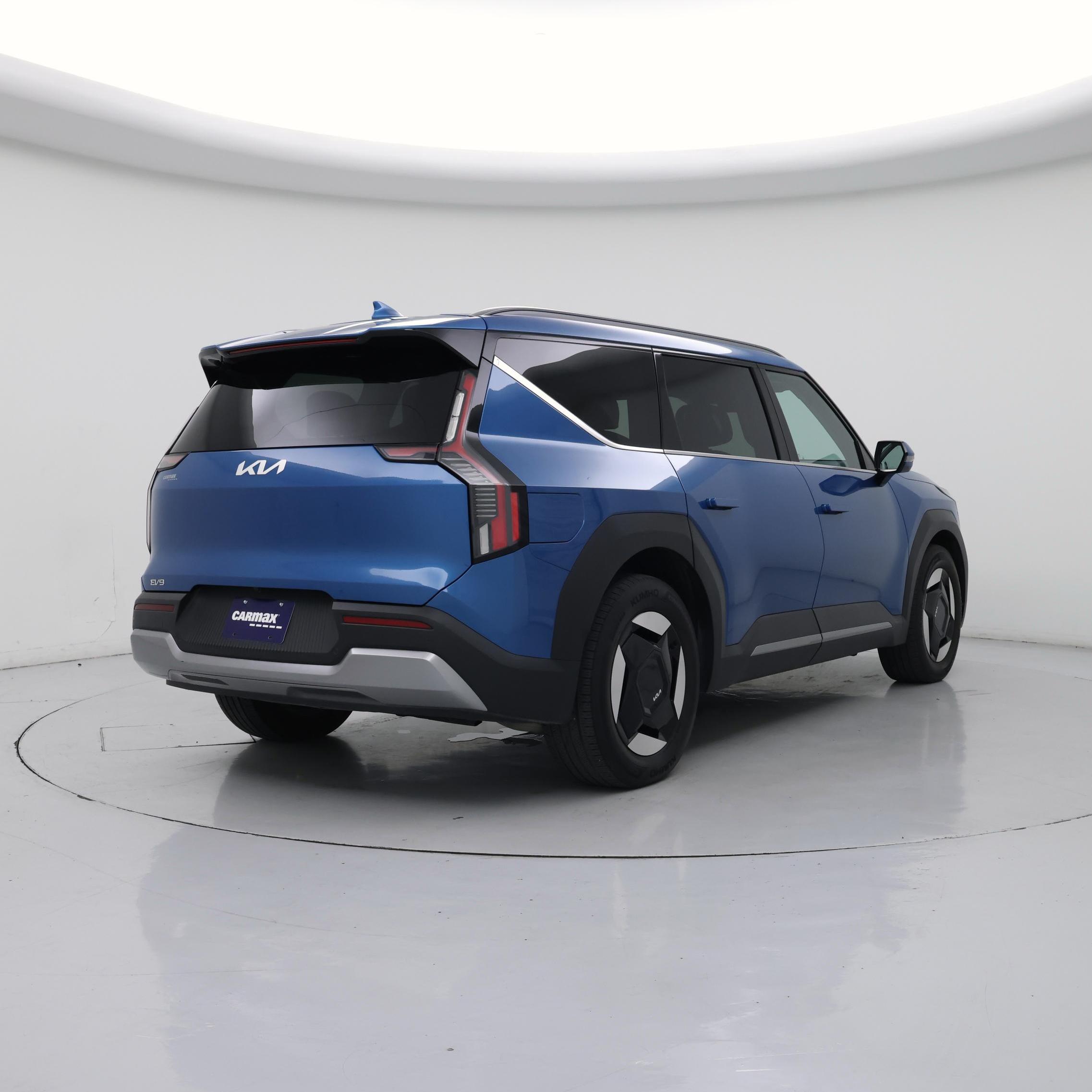 Thumbnail: 2024 Kia EV9 - 8
