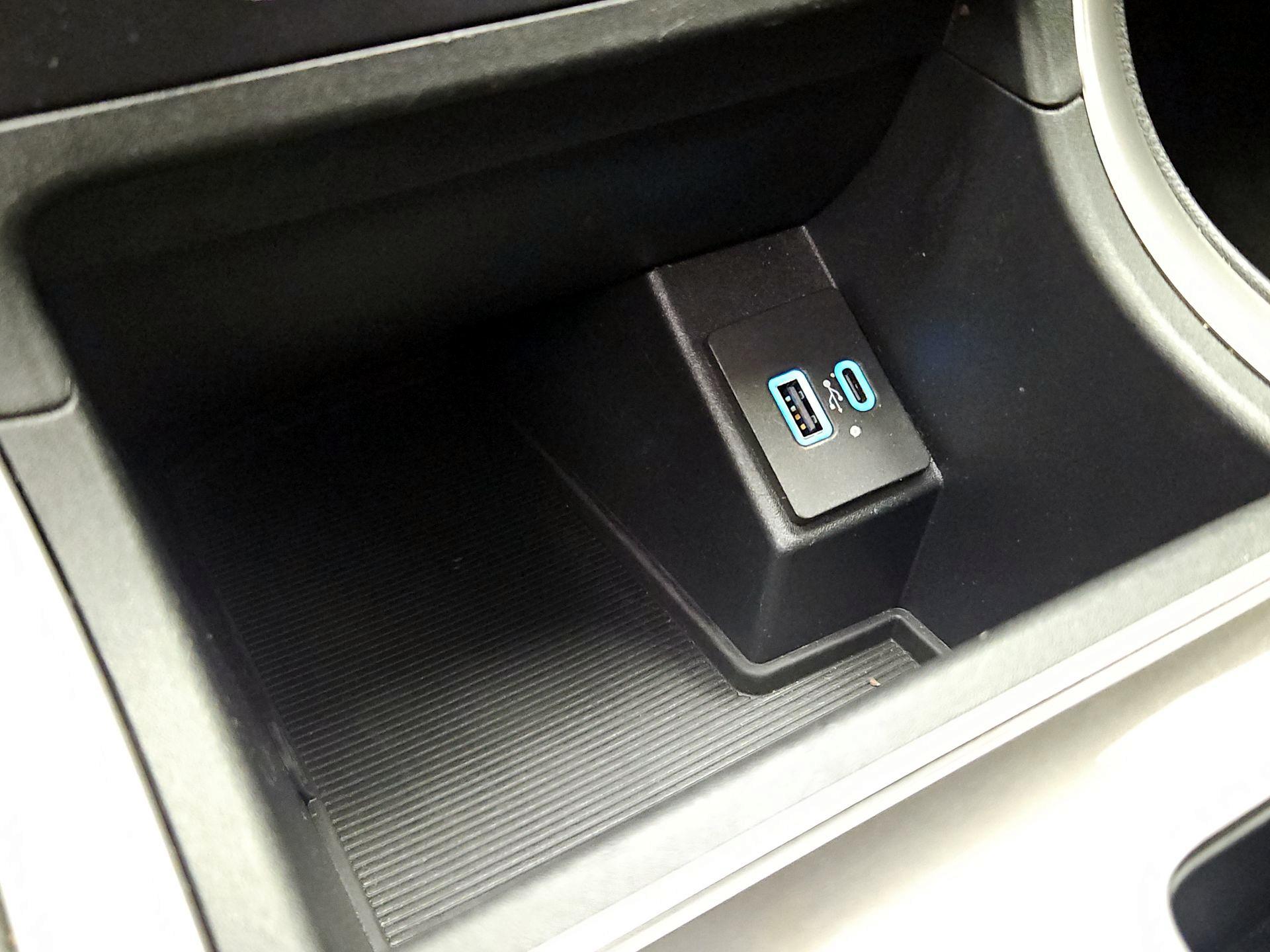 Thumbnail: 2024 Ford Edge - 19