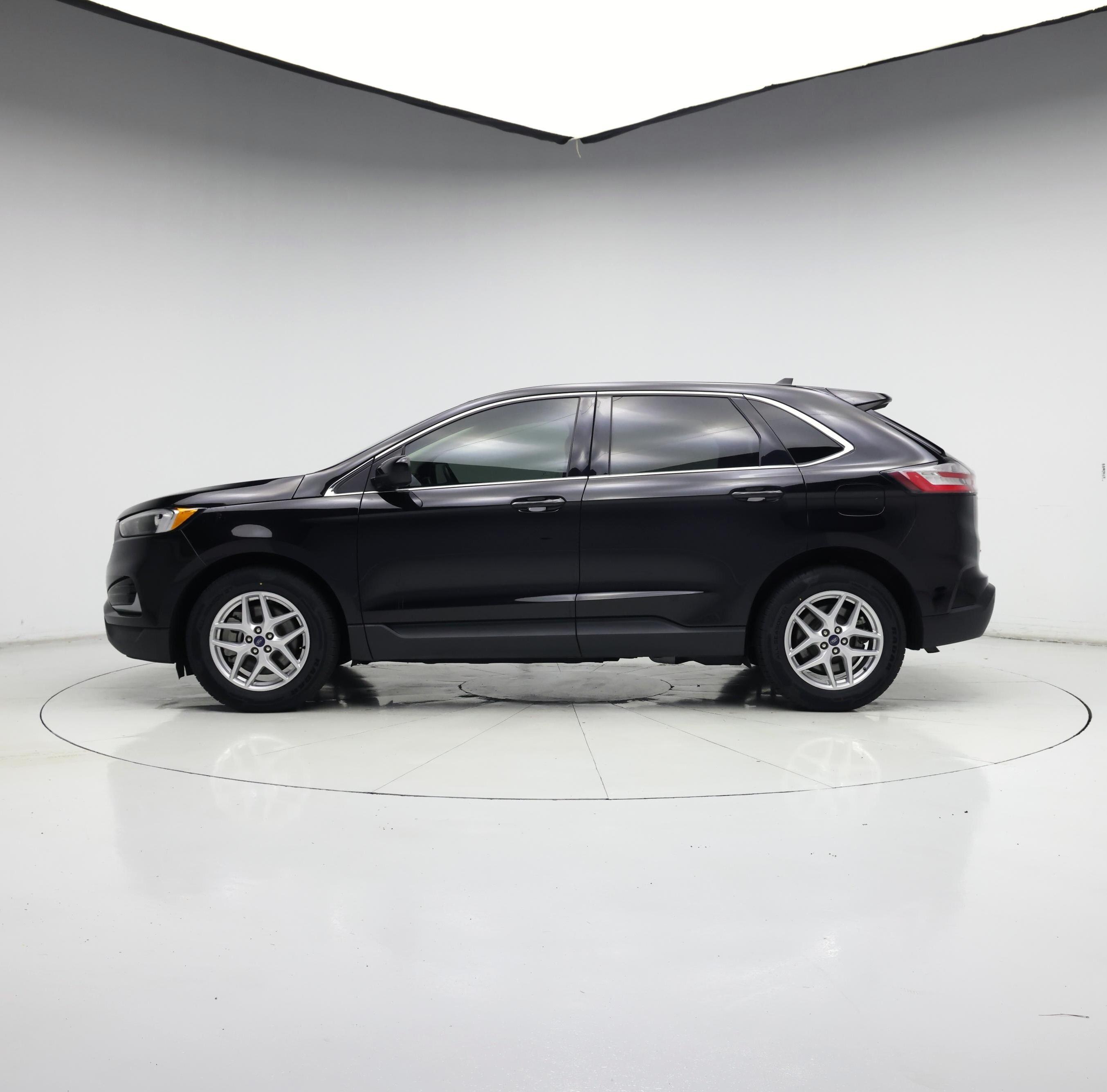 Thumbnail: 2024 Ford Edge - 3