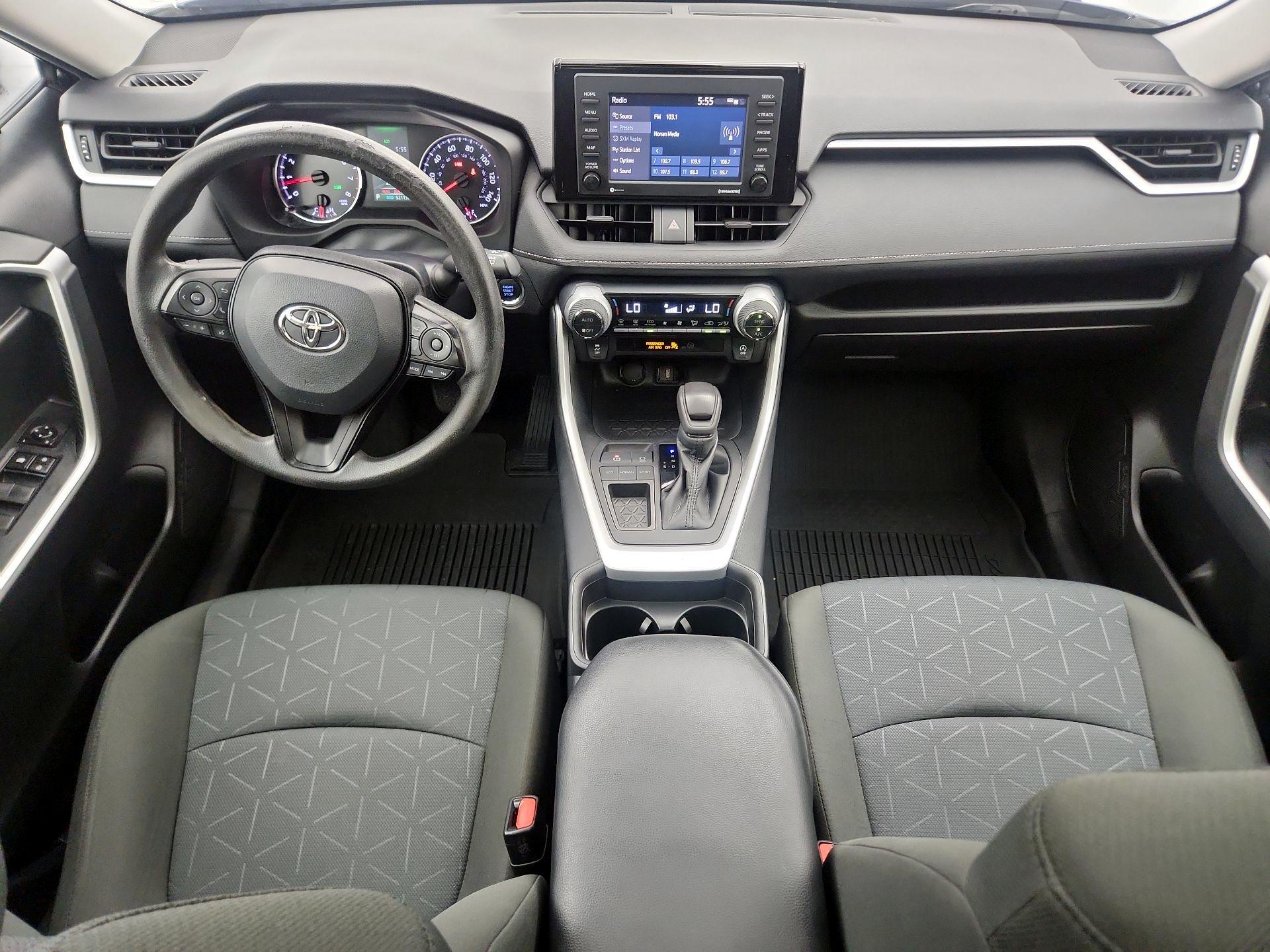 Thumbnail: 2021 Toyota RAV4 - 9