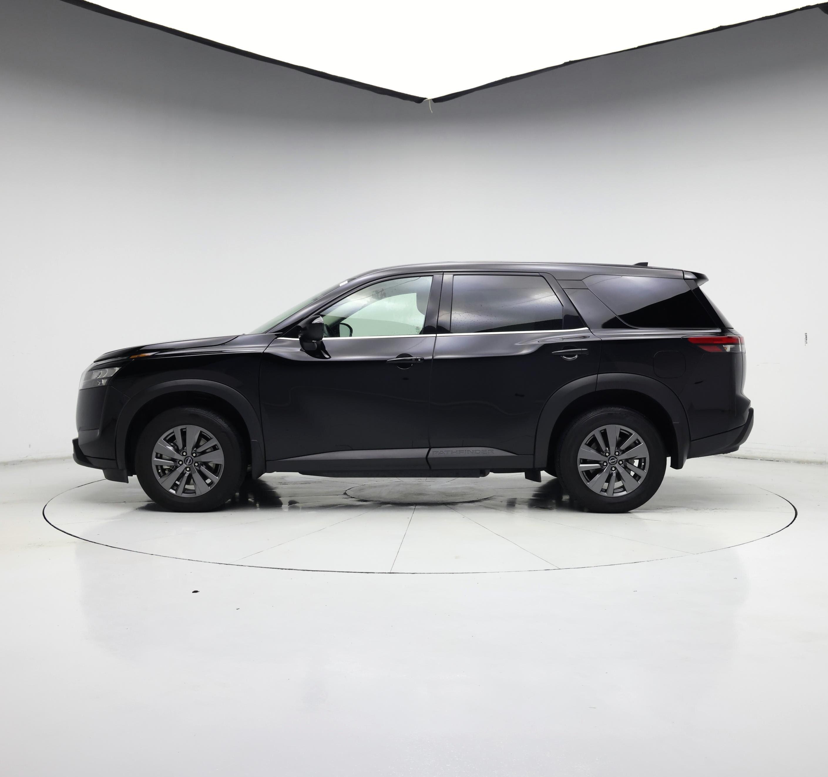 Thumbnail: 2024 Nissan Pathfinder - 3
