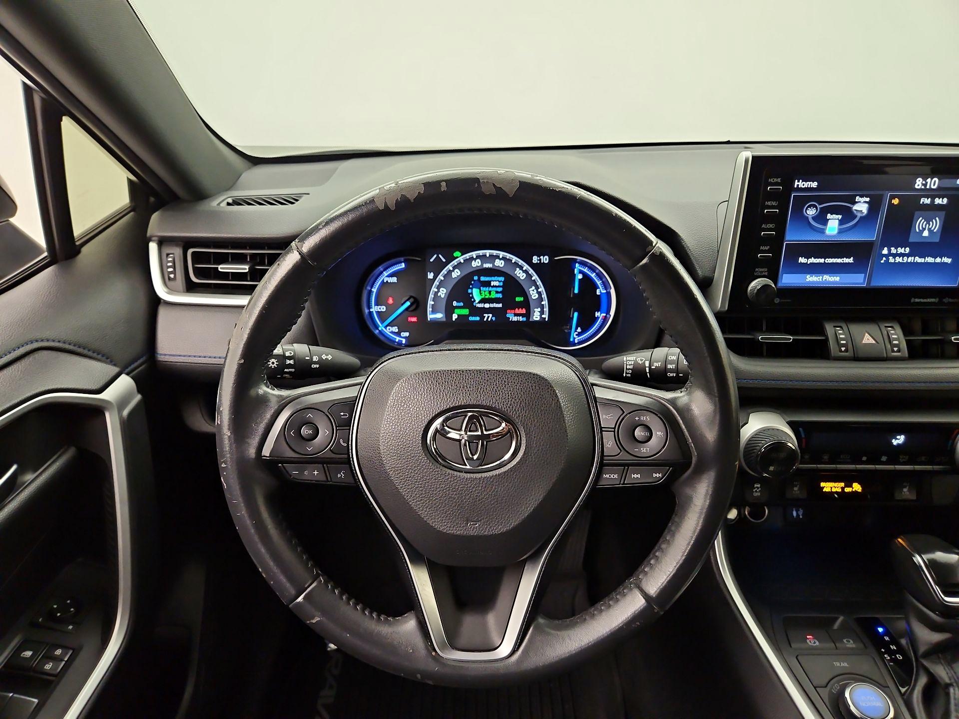 Thumbnail: 2019 Toyota RAV4 - 10