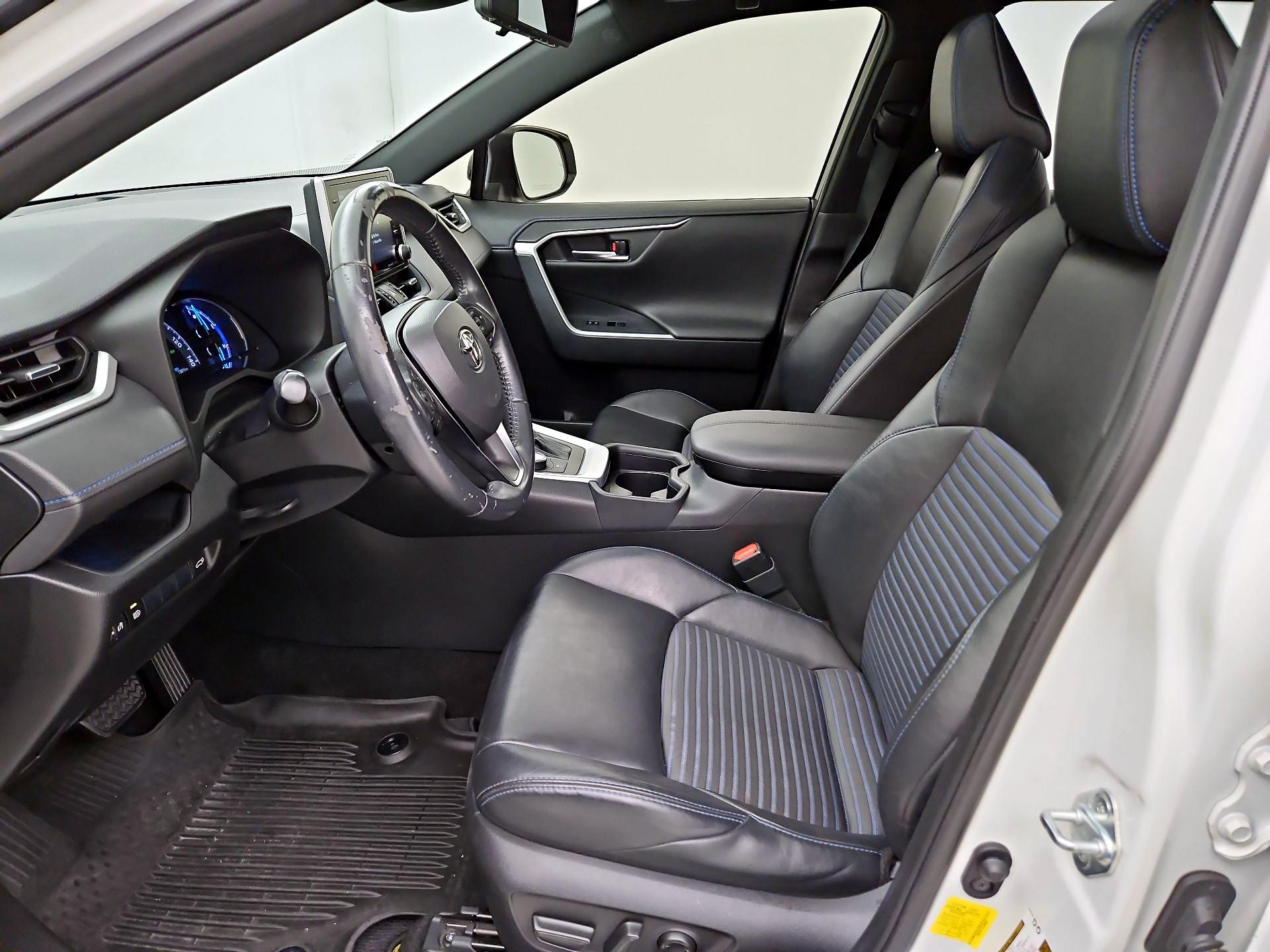 Thumbnail: 2019 Toyota RAV4 - 11