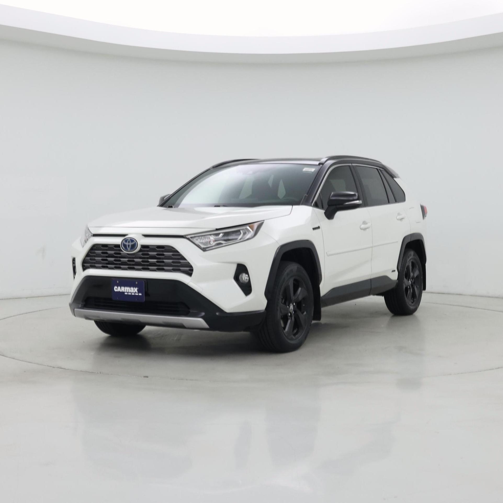 Thumbnail: 2019 Toyota RAV4 - 4