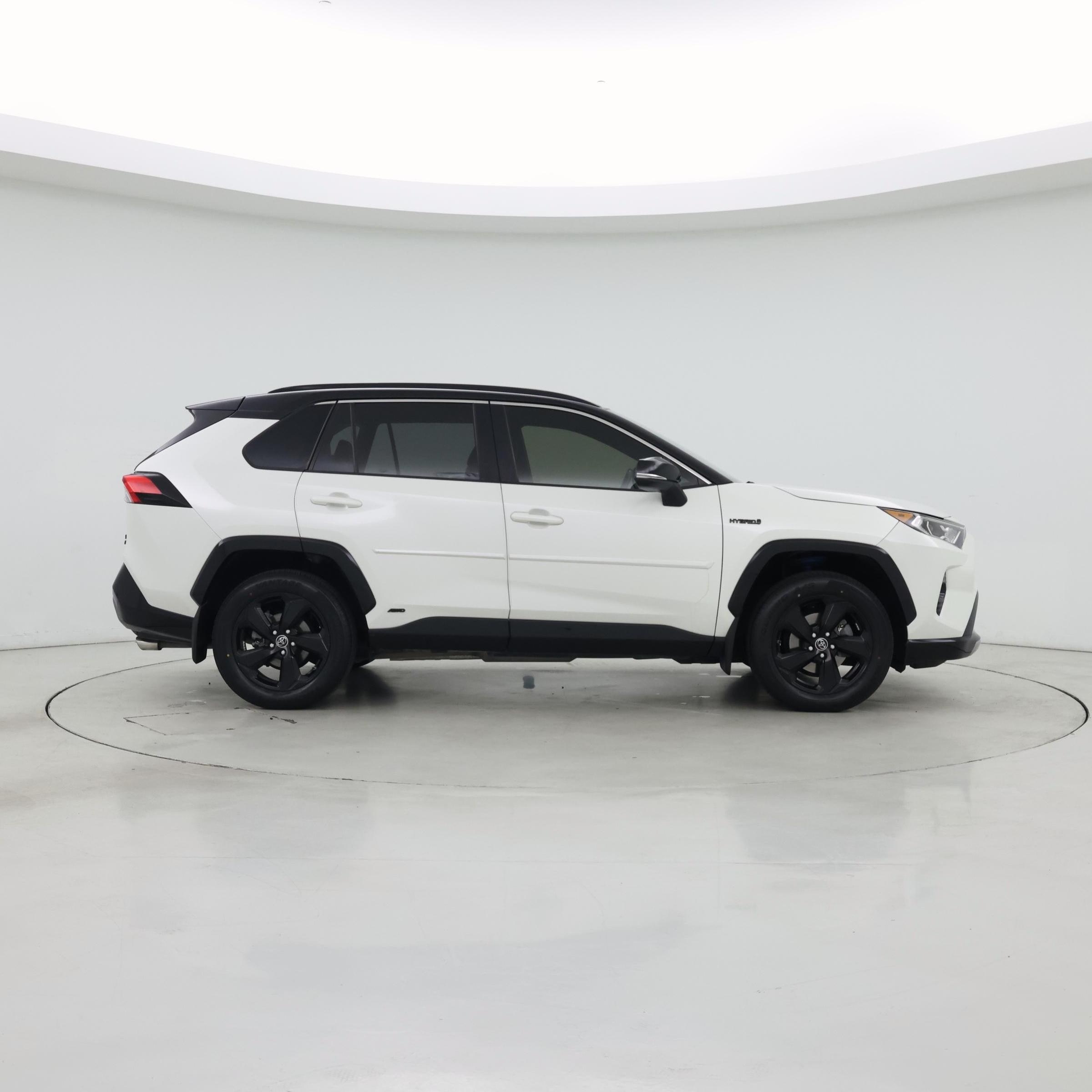 Thumbnail: 2019 Toyota RAV4 - 7