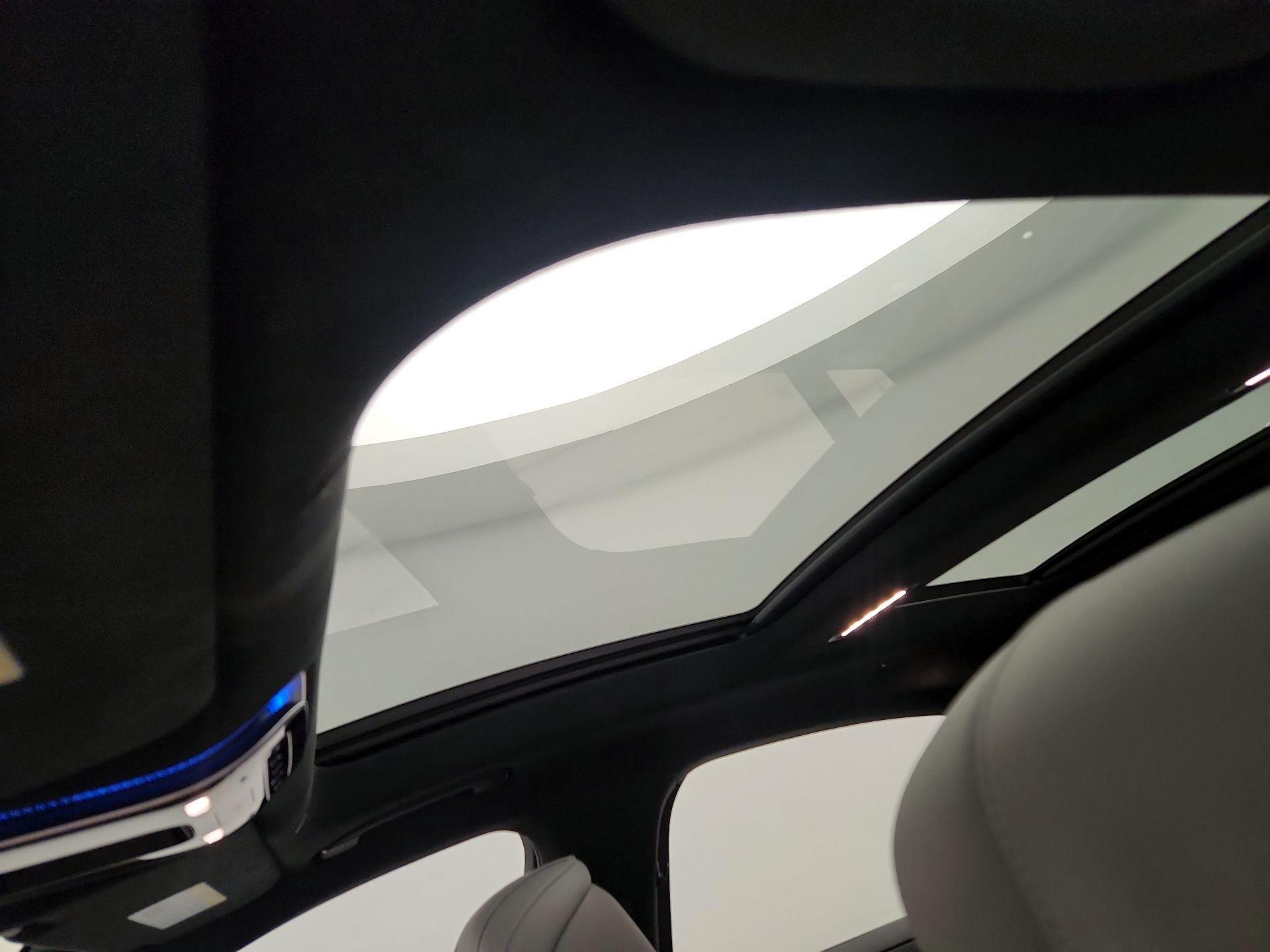 Thumbnail: 2023 Mercedes-Benz S-Class - 20