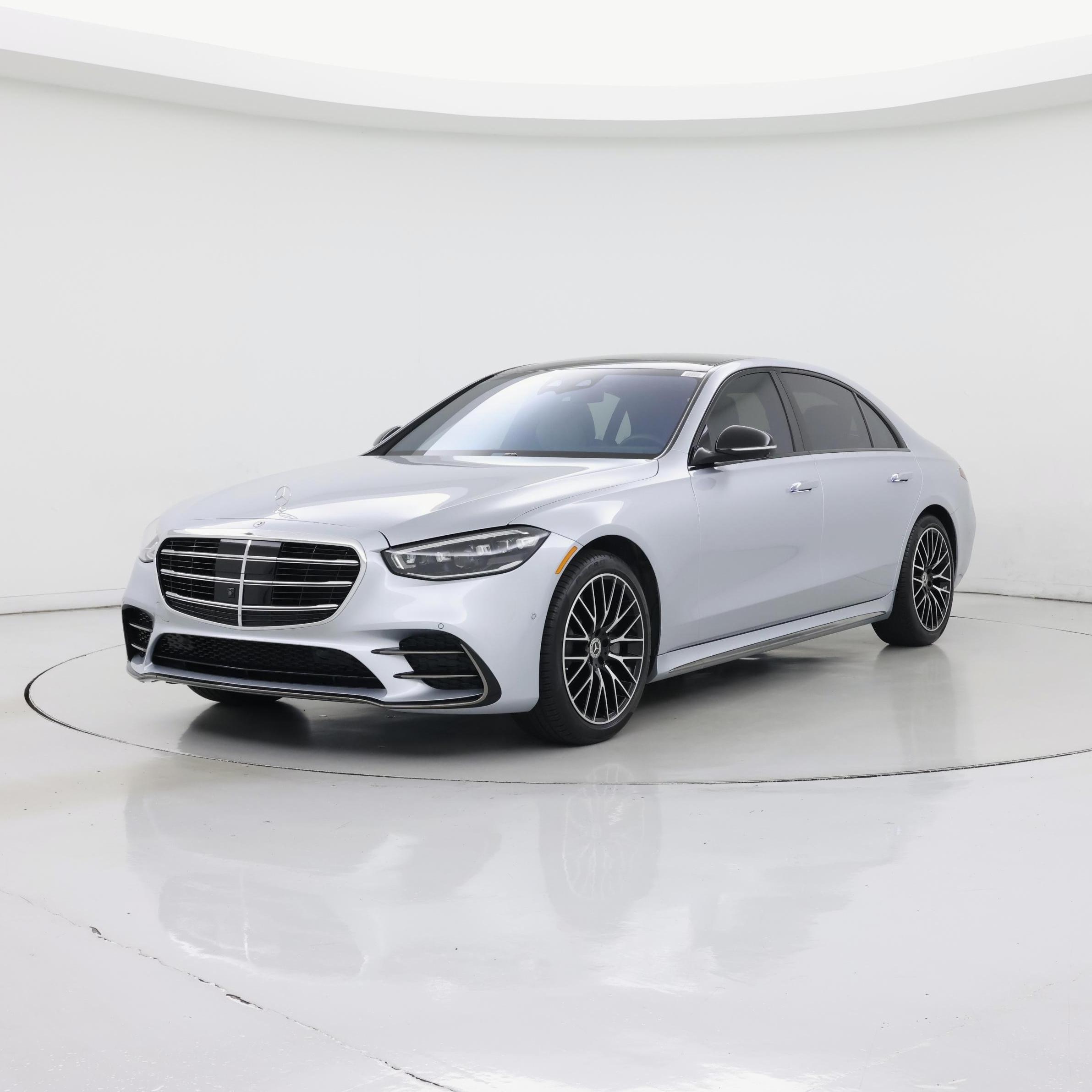 Thumbnail: 2023 Mercedes-Benz S-Class - 4