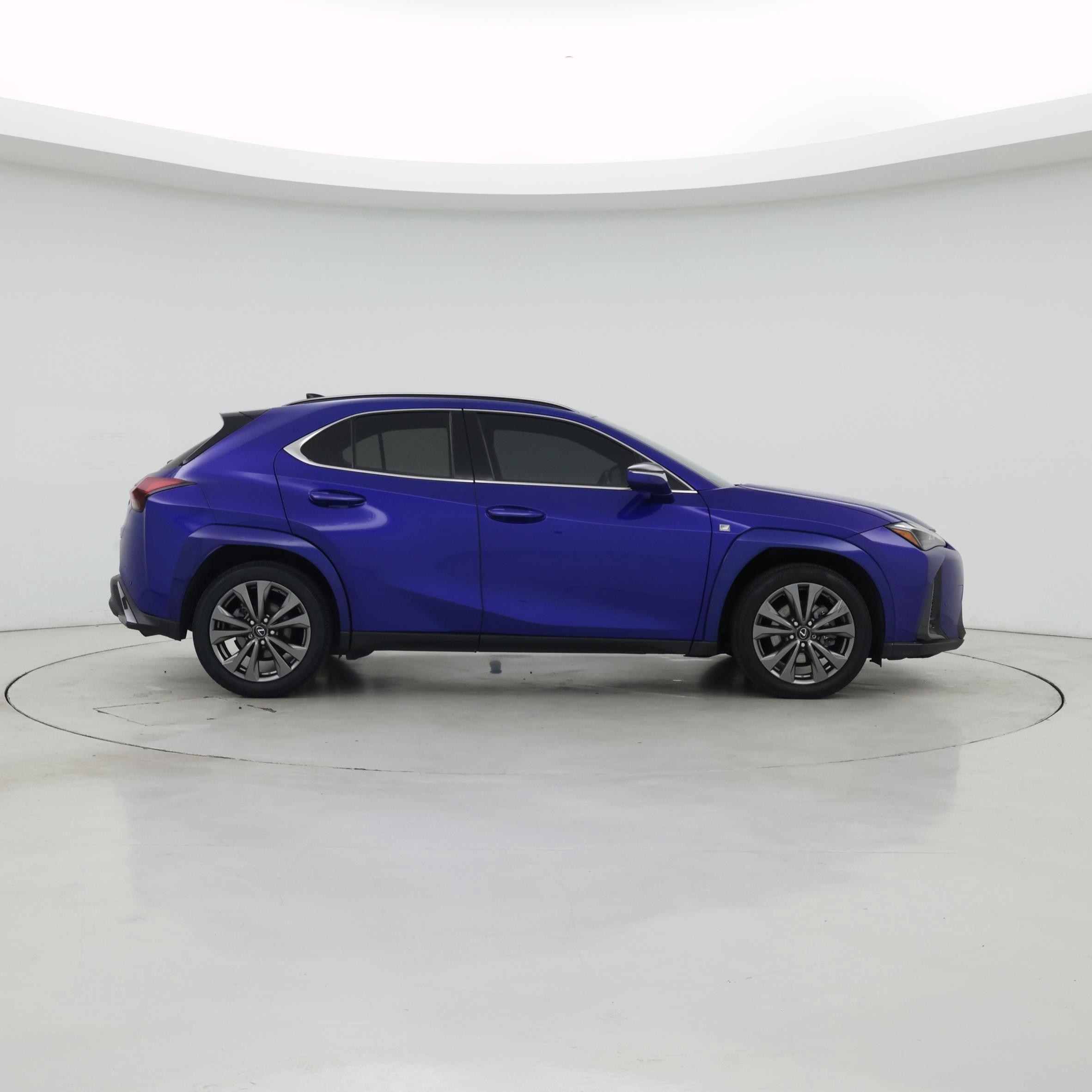 Thumbnail: 2023 Lexus UX - 7