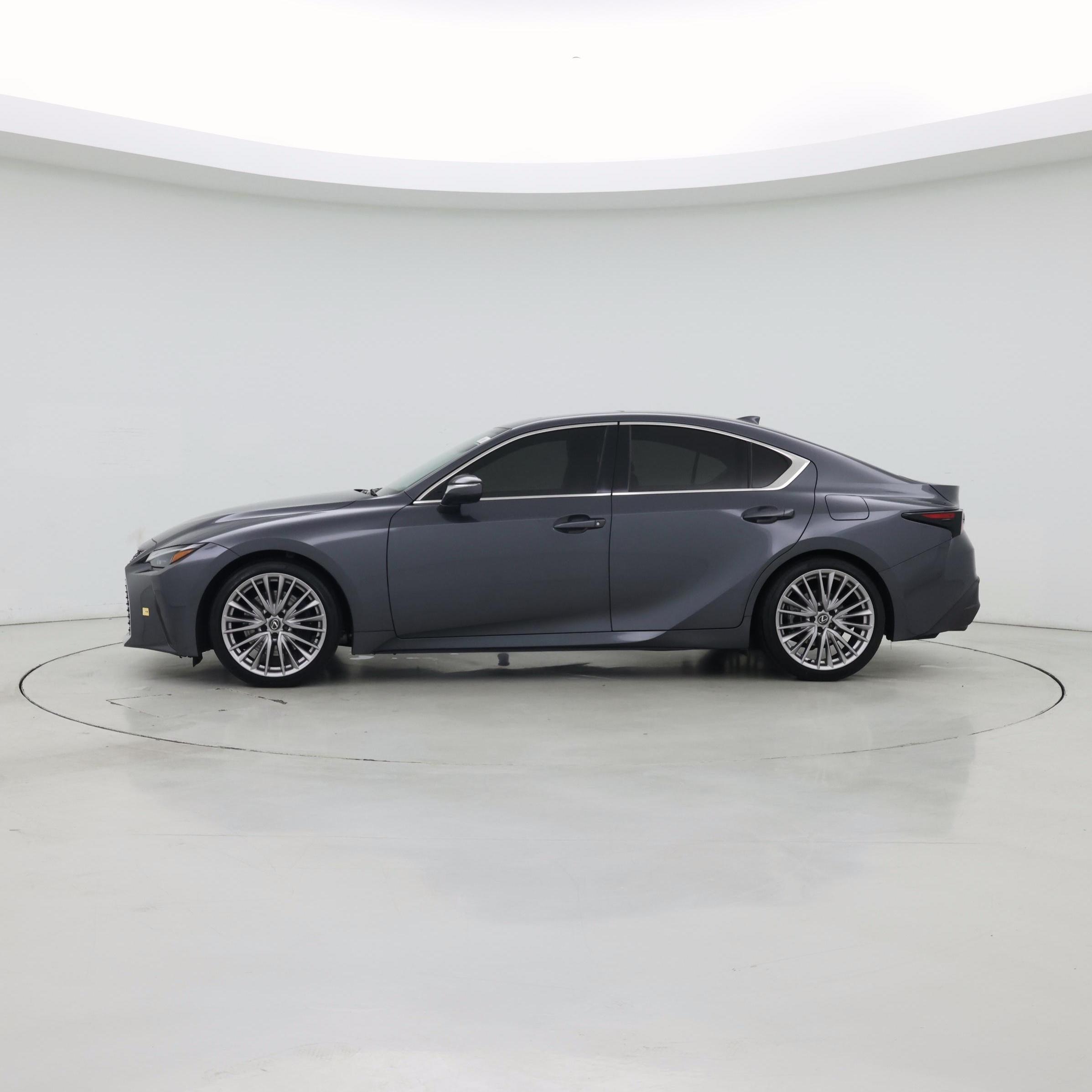 Thumbnail: 2023 Lexus IS - 3