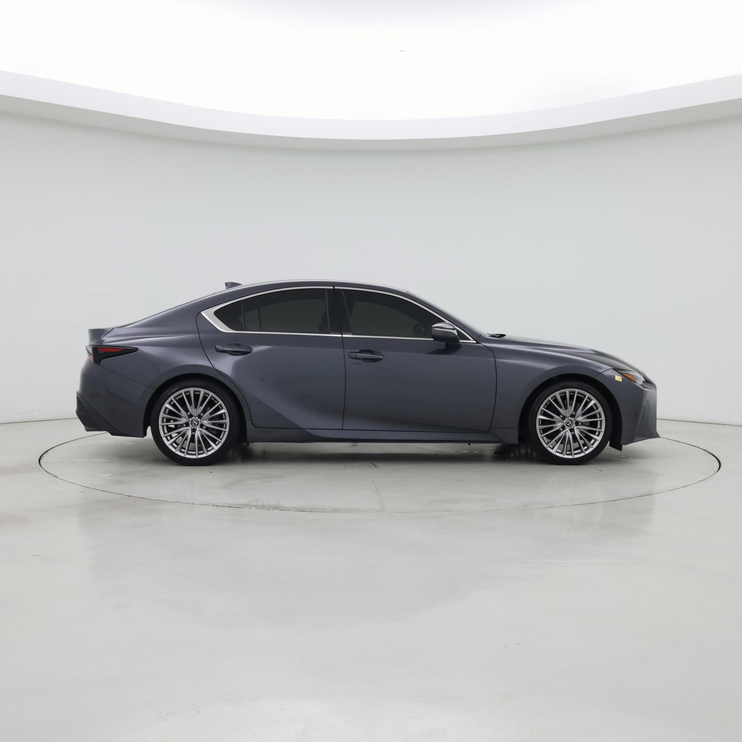 Thumbnail: 2023 Lexus IS - 7