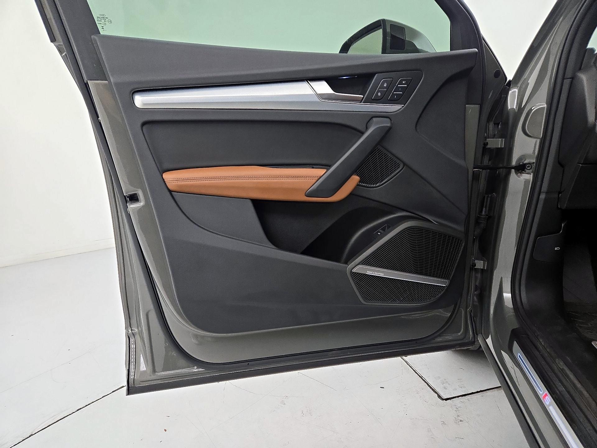 Thumbnail: 2024 Audi Q5 - 12