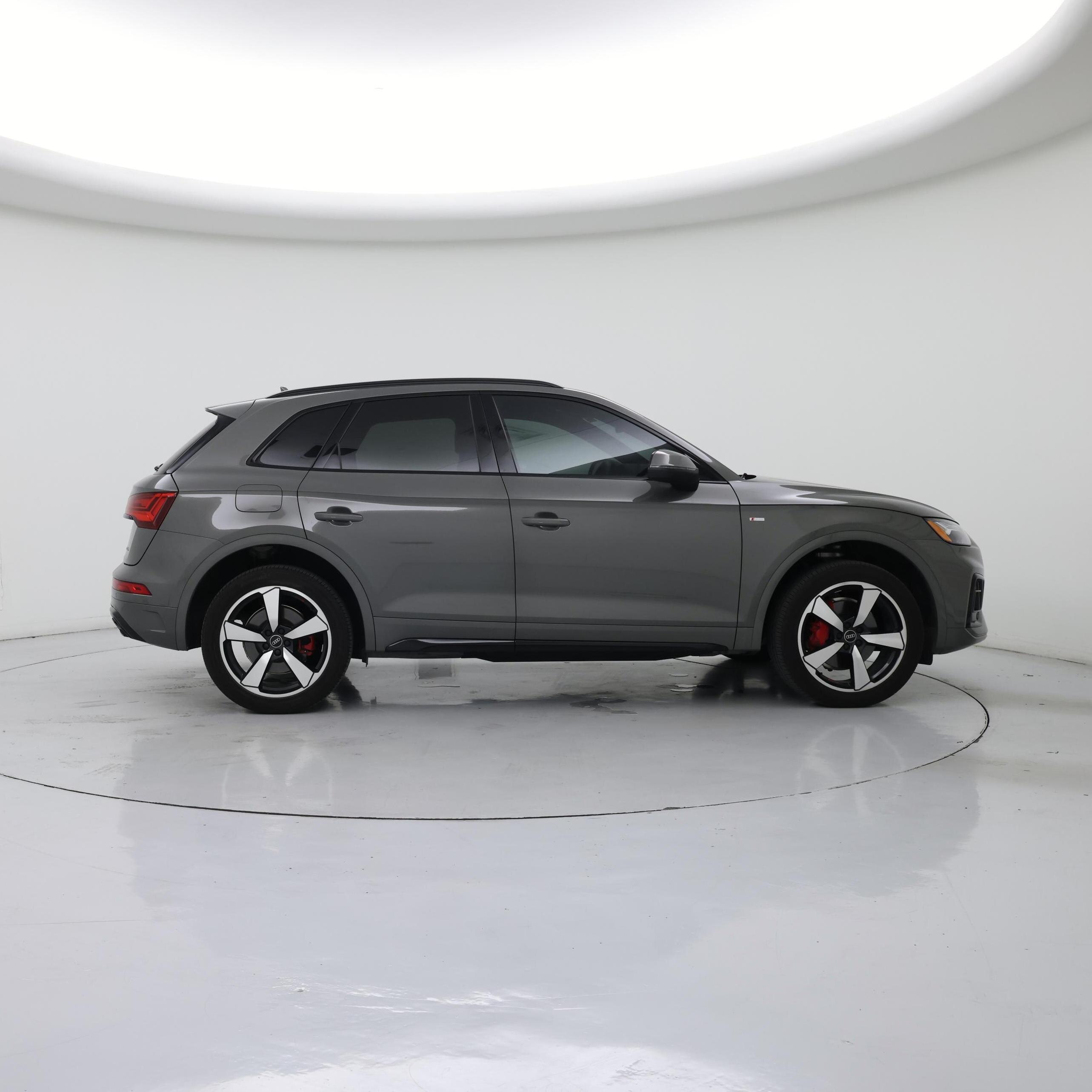 Thumbnail: 2024 Audi Q5 - 7