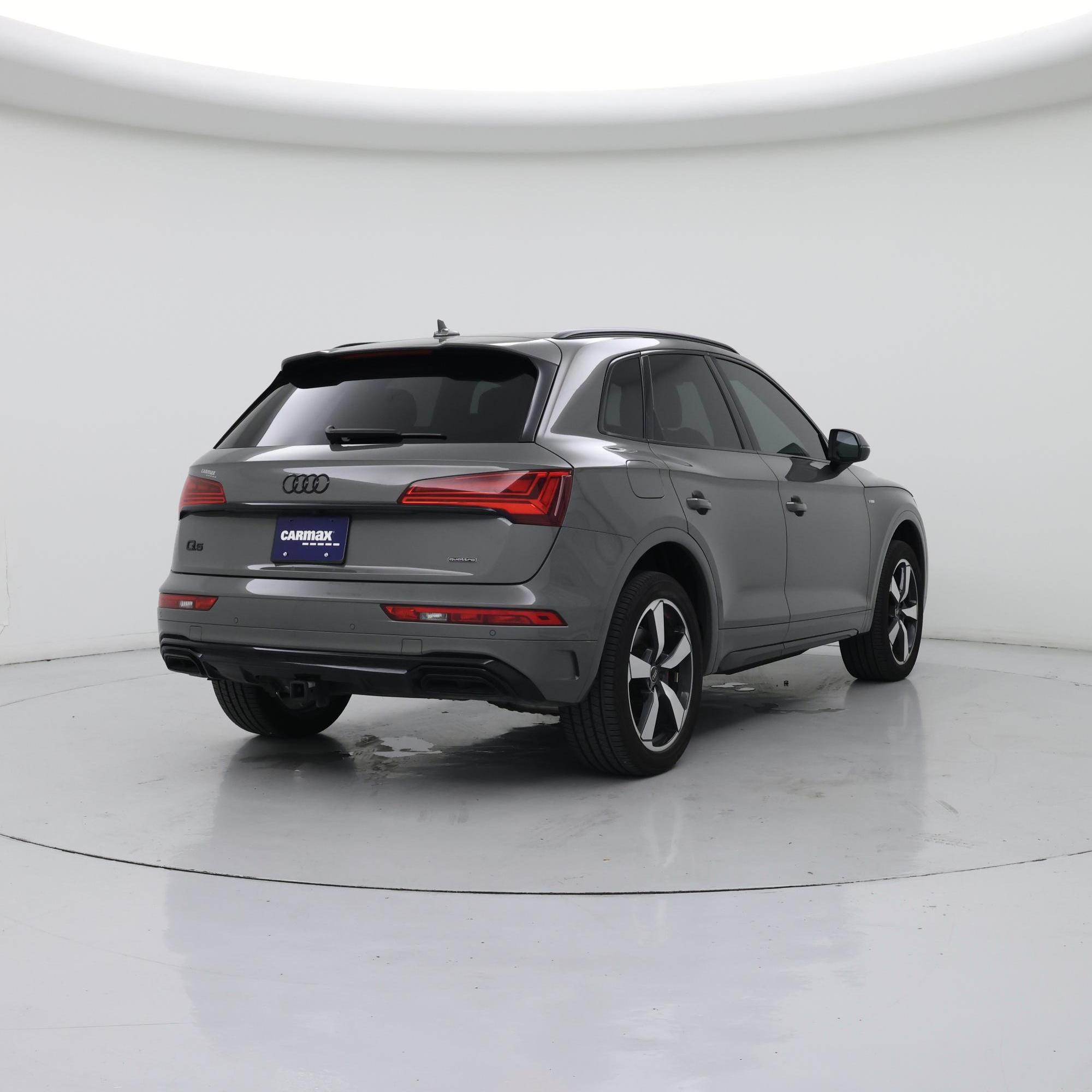 Thumbnail: 2024 Audi Q5 - 8