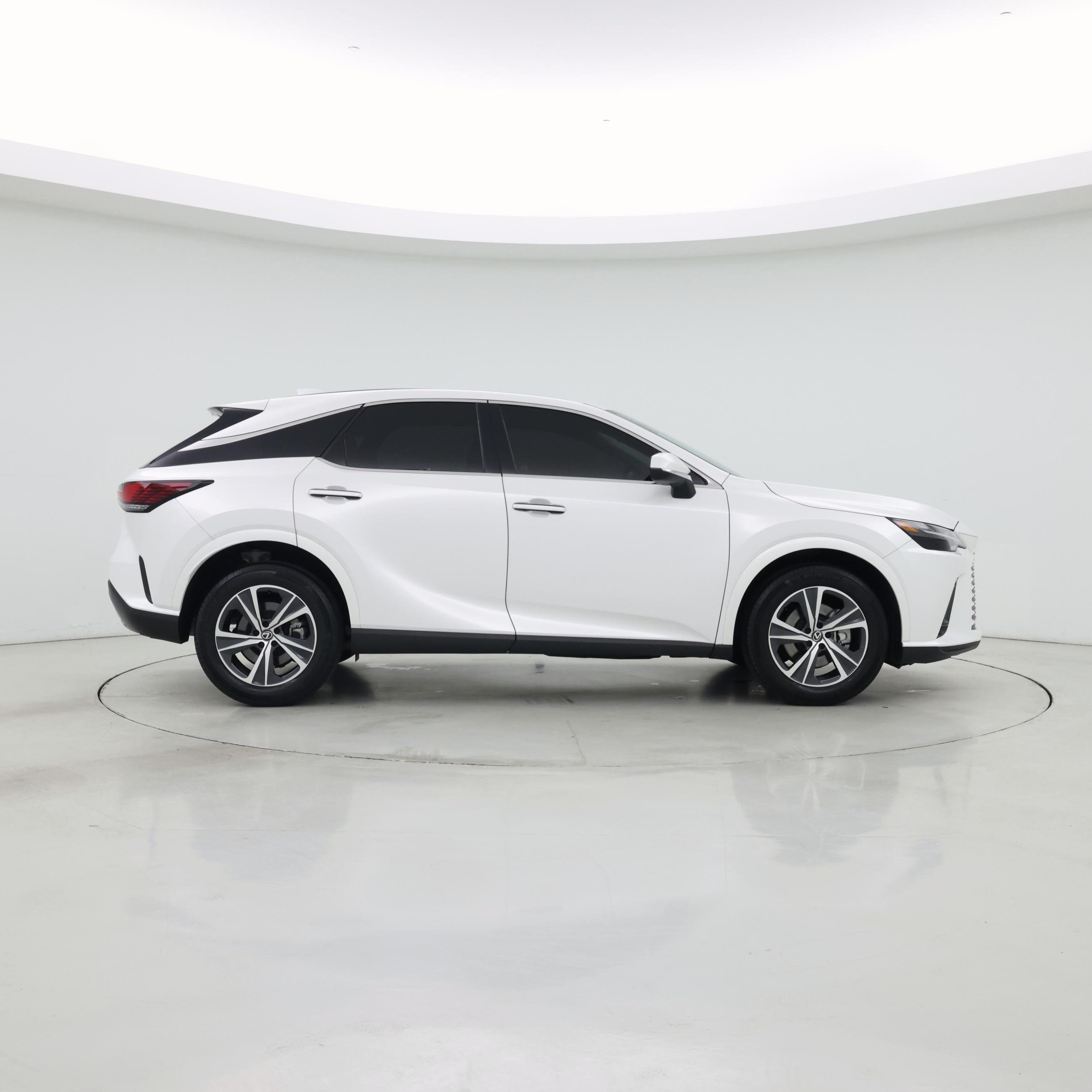 Thumbnail: 2024 Lexus RX - 7