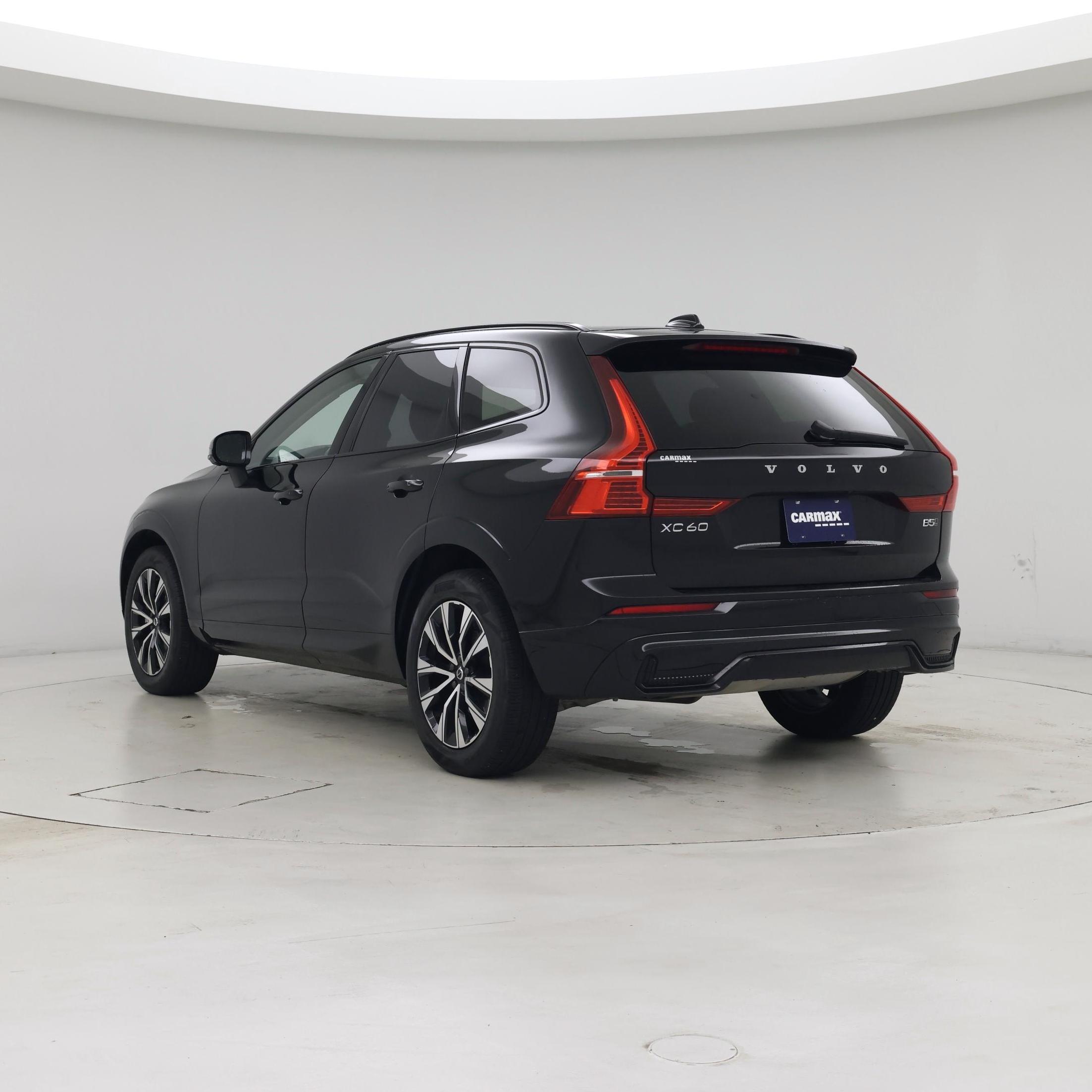 Thumbnail: 2025 Volvo XC60 - 2