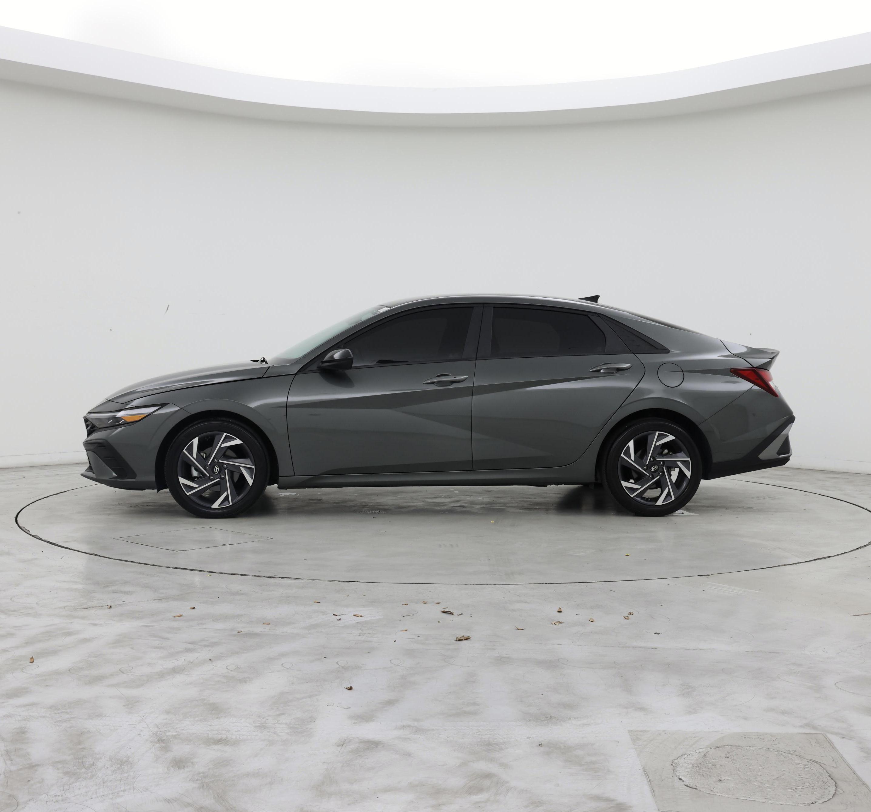 Thumbnail: 2025 Hyundai Elantra - 3