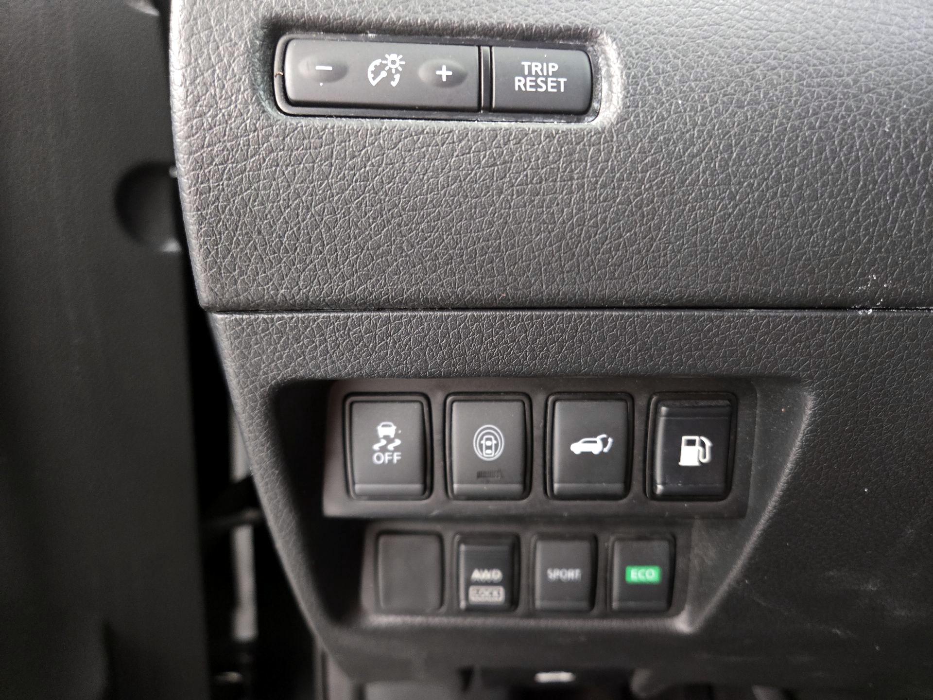 Thumbnail: 2019 Nissan Rogue - 13