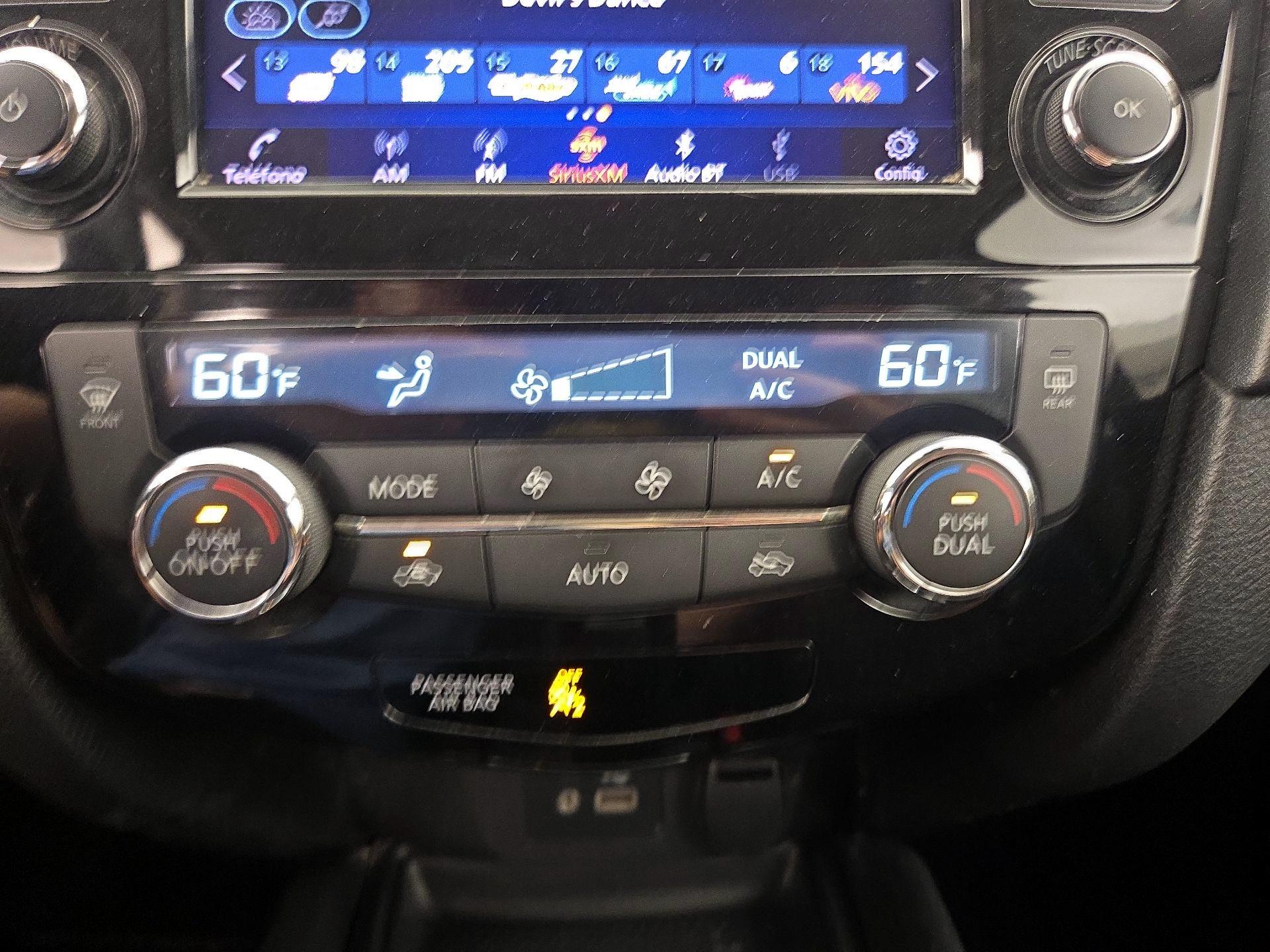Thumbnail: 2019 Nissan Rogue - 16