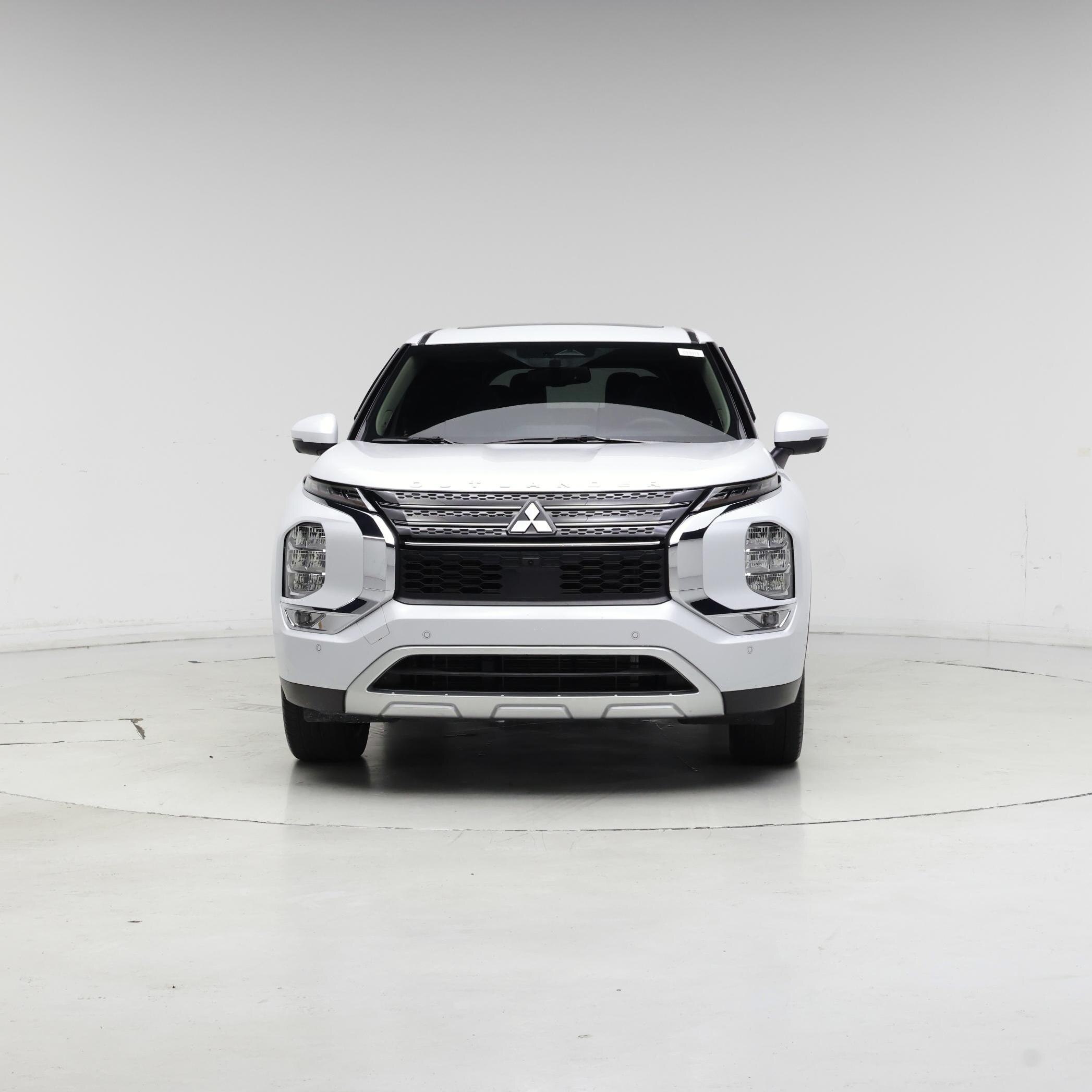 Thumbnail: 2024 Mitsubishi Outlander - 5