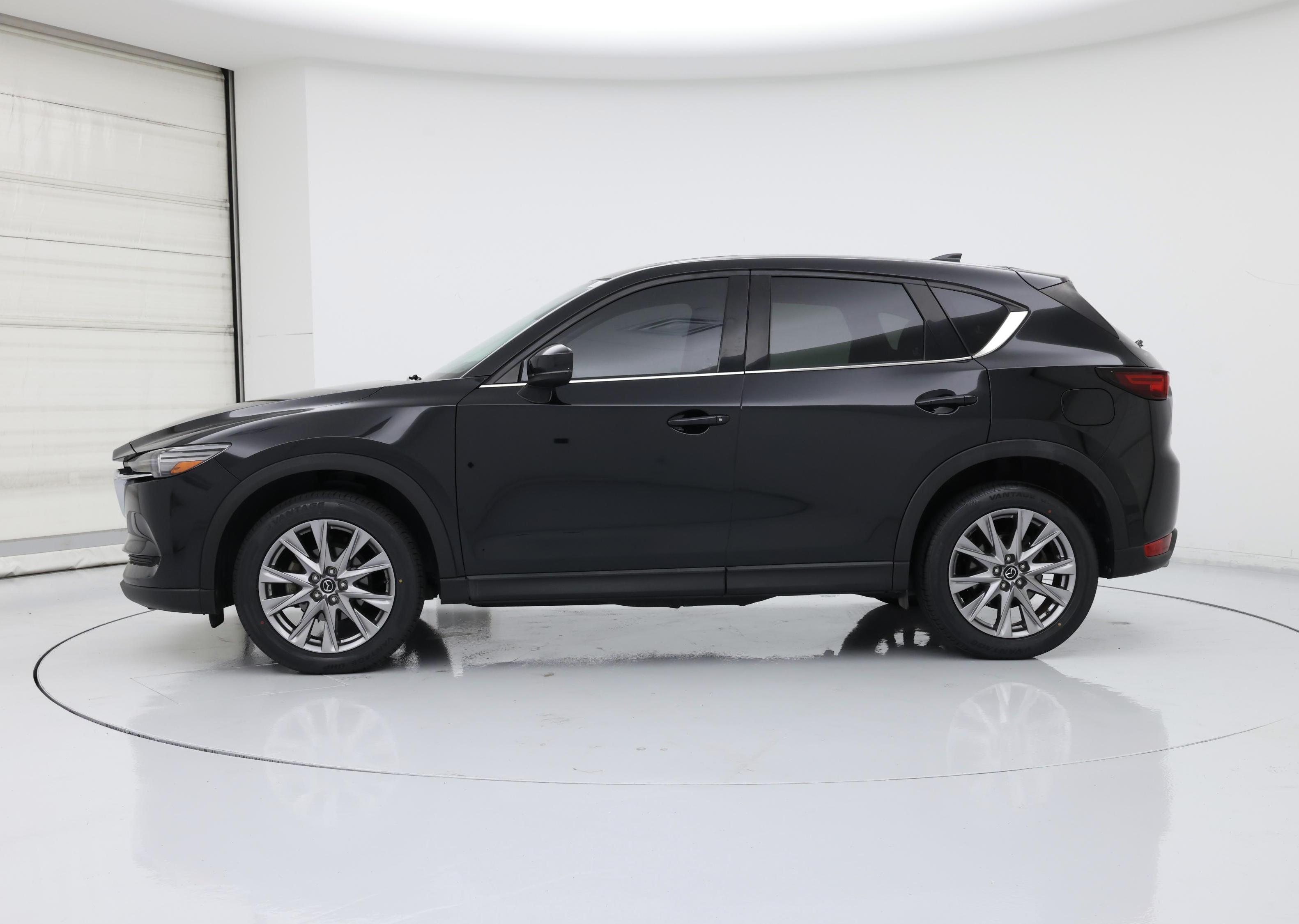 Thumbnail: 2020 Mazda CX-5 - 3
