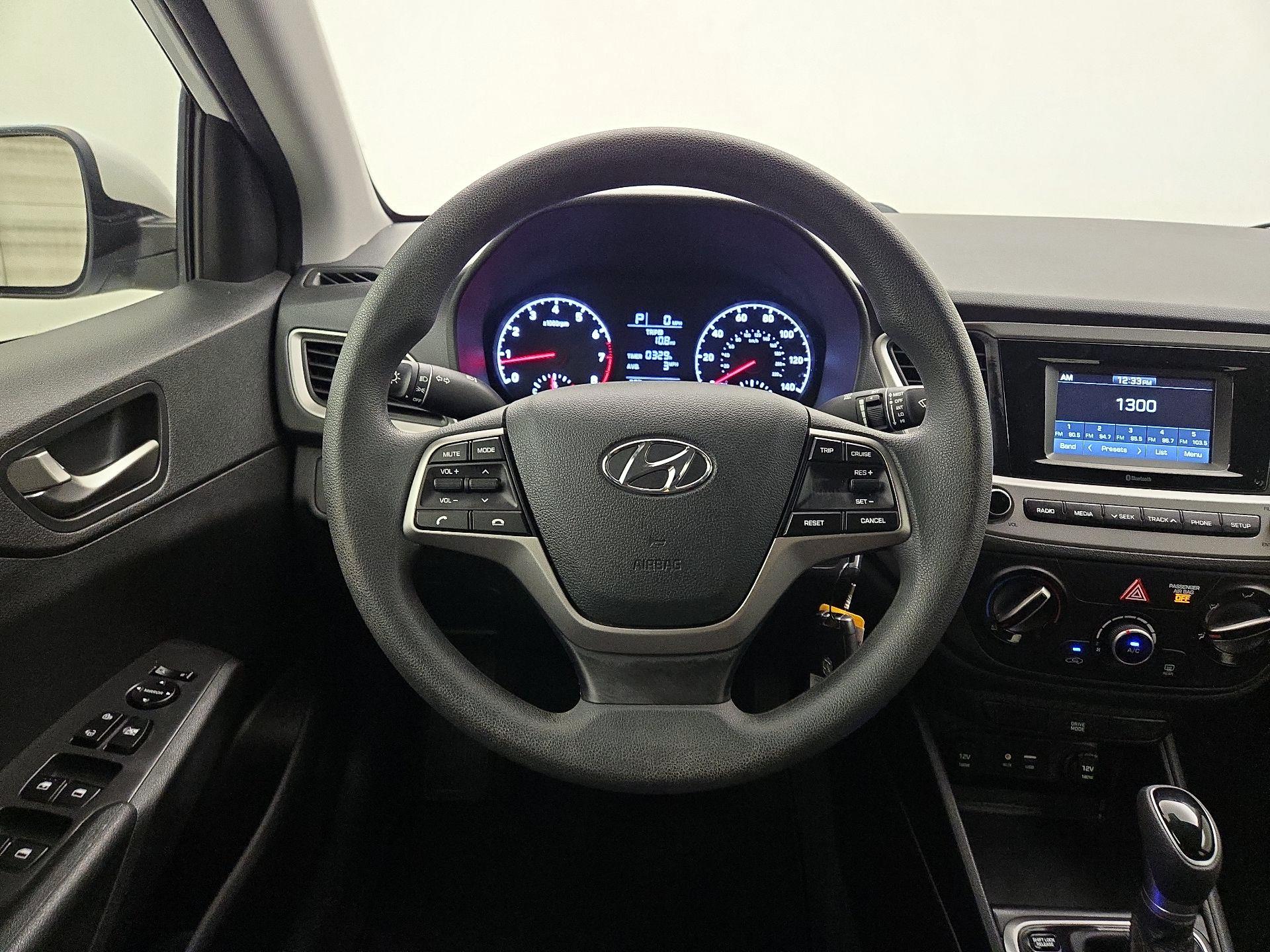 Thumbnail: 2020 Hyundai Accent - 10