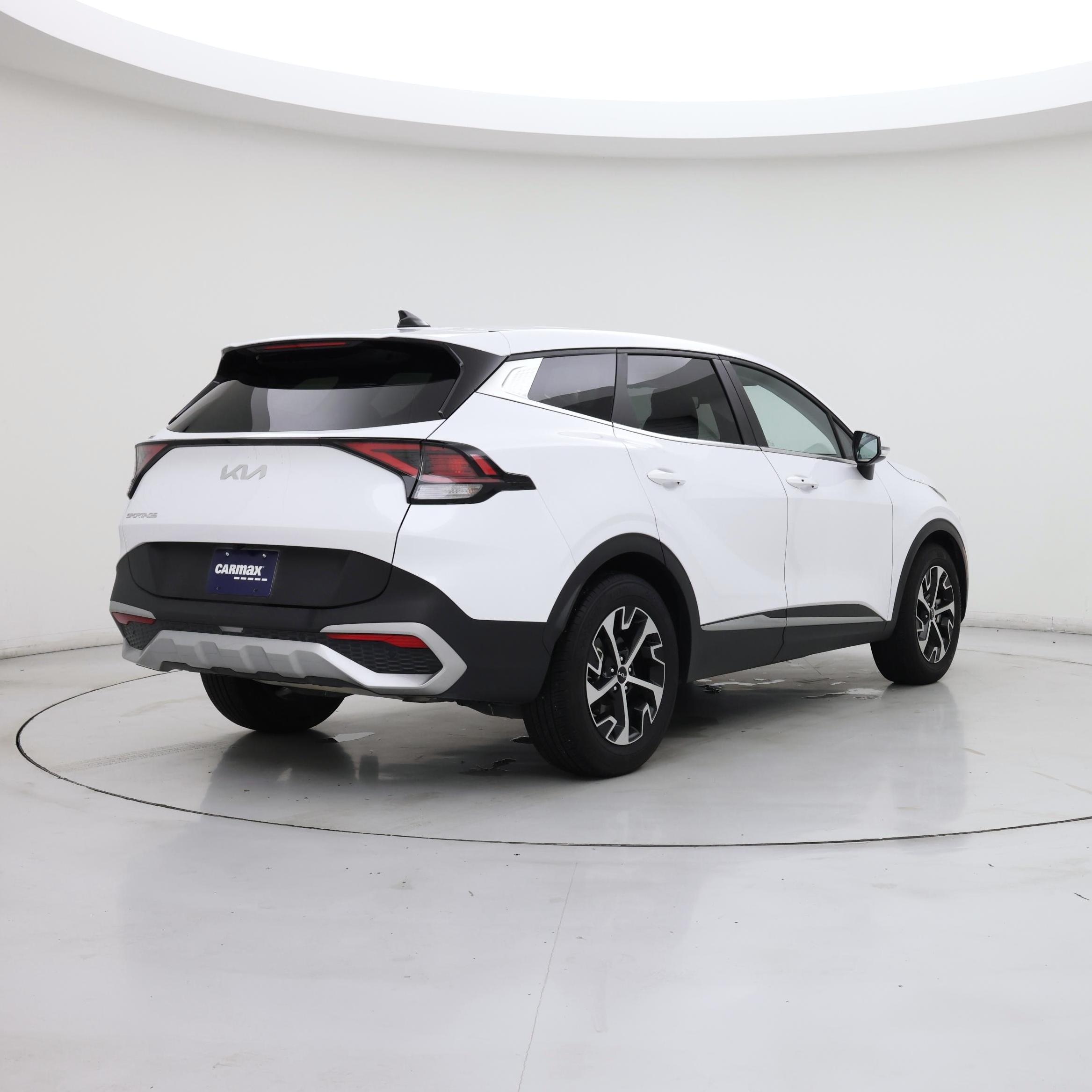 Thumbnail: 2024 Kia Sportage - 8