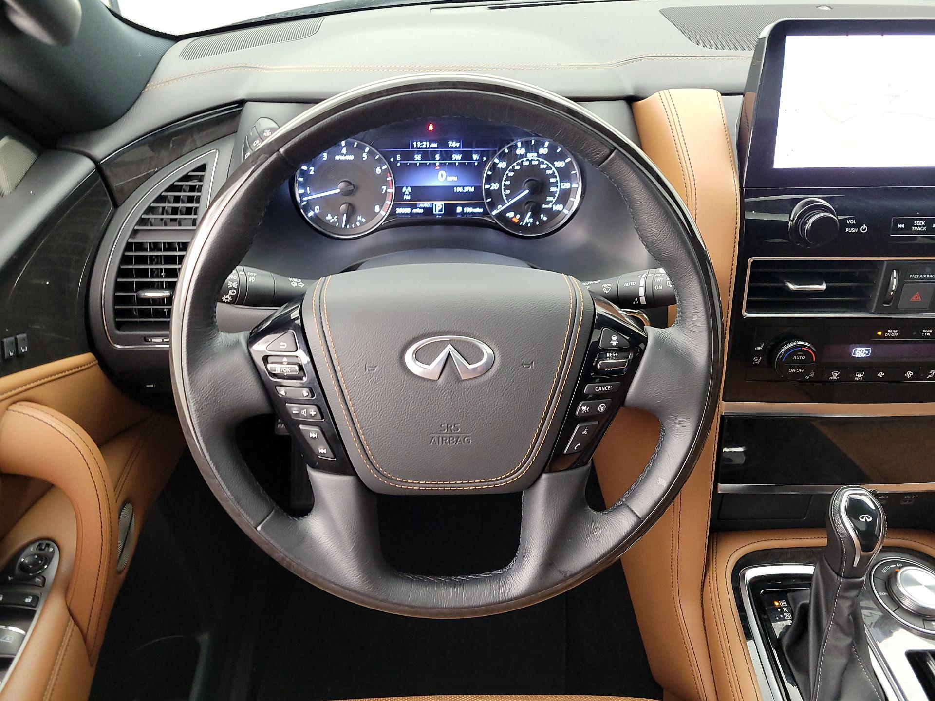 Thumbnail: 2023 INFINITI QX80 - 10