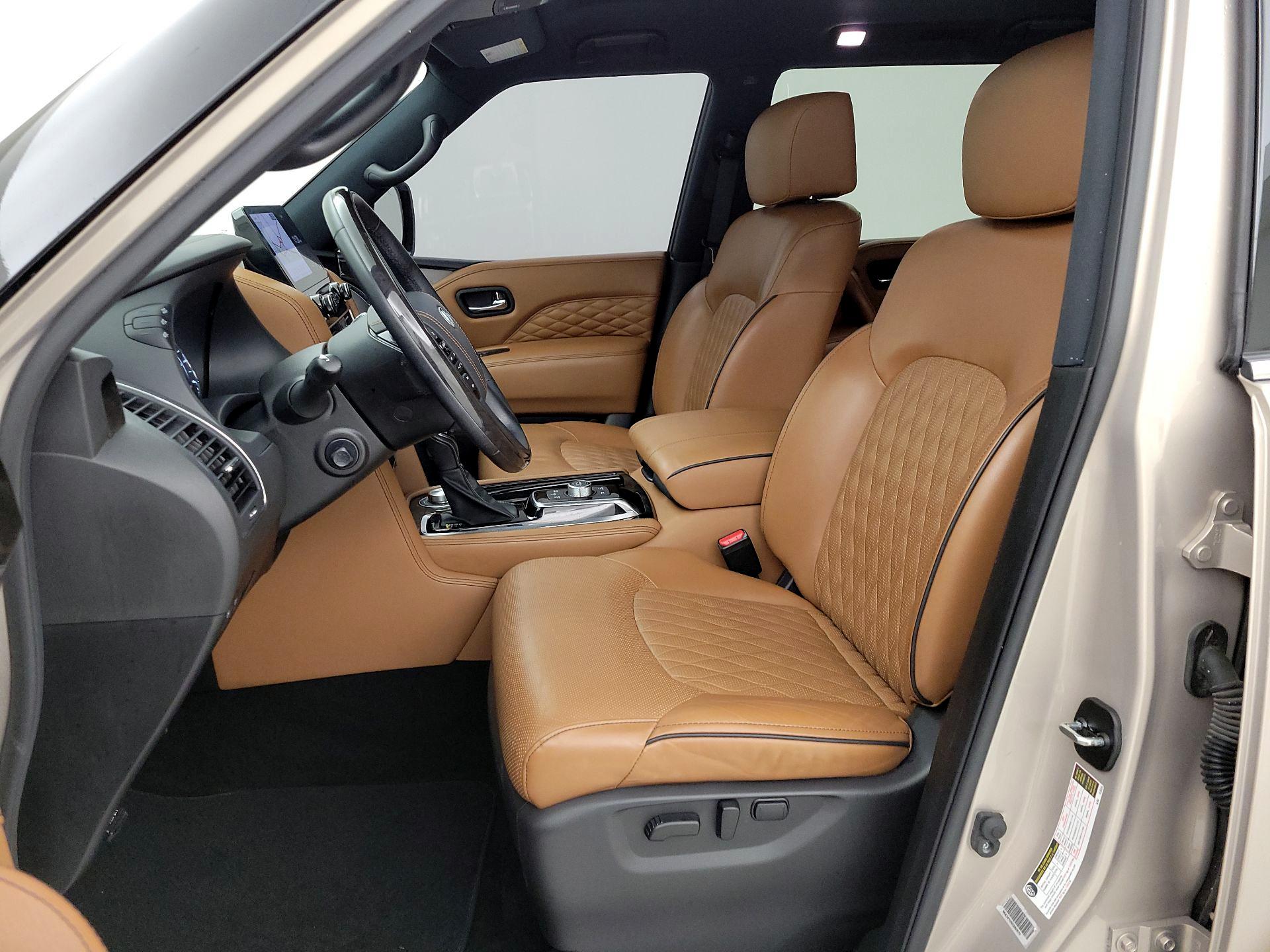 Thumbnail: 2023 INFINITI QX80 - 11