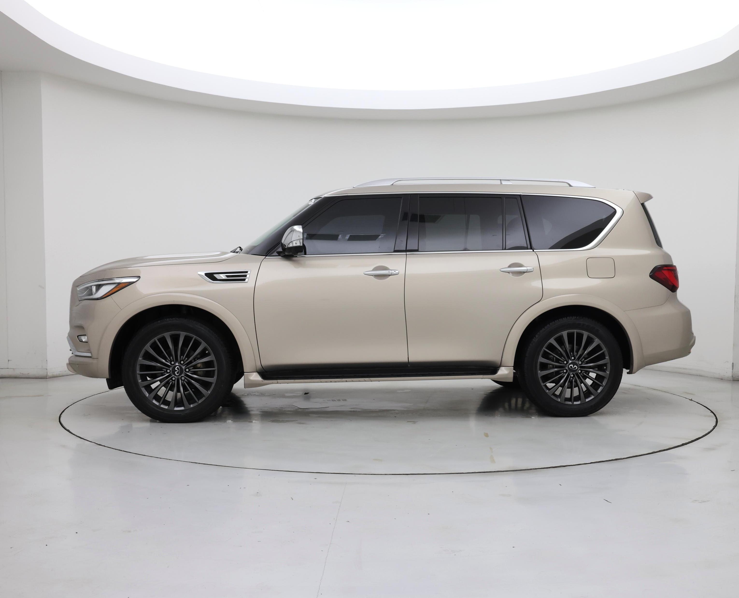 Thumbnail: 2023 INFINITI QX80 - 3