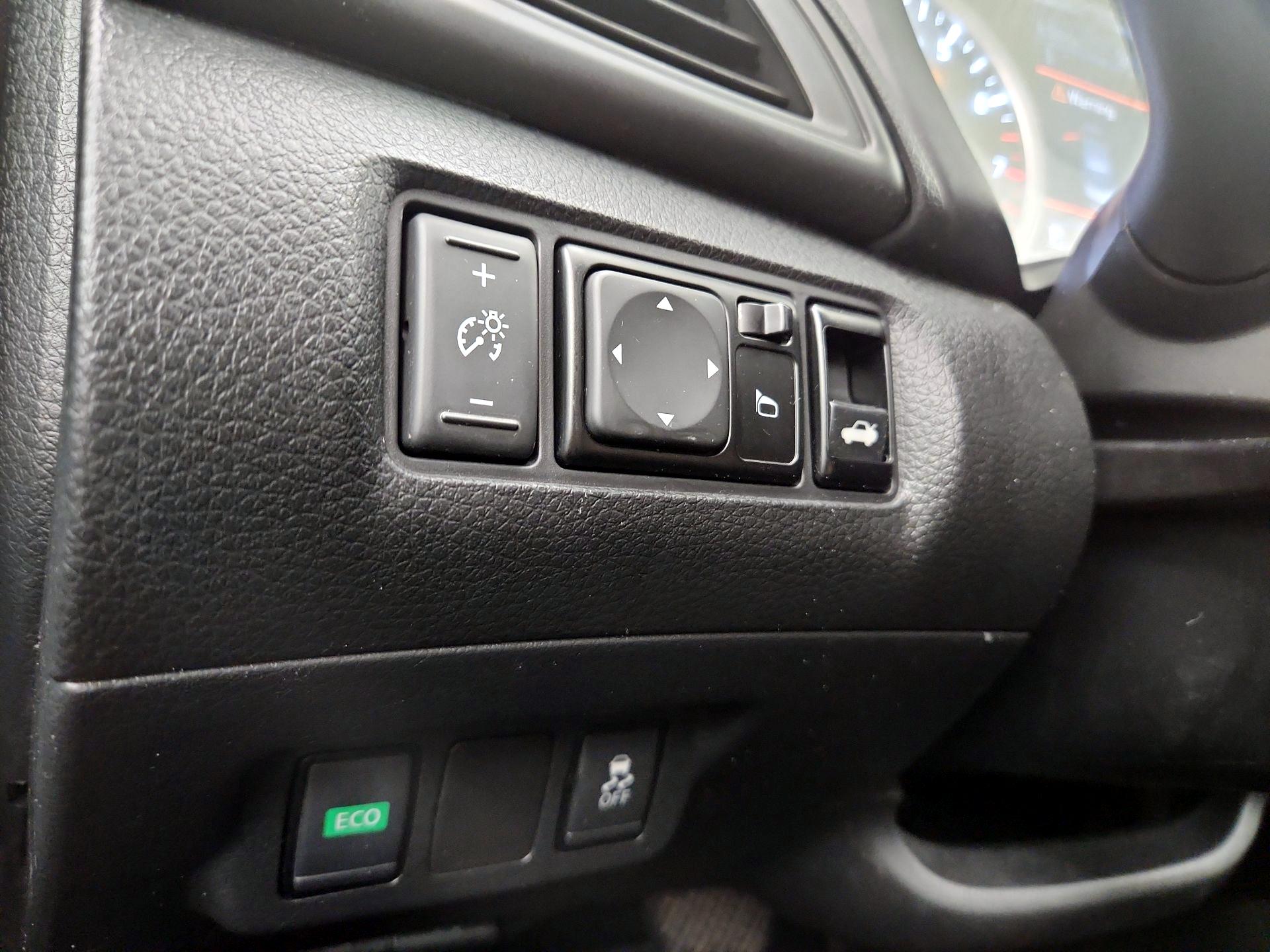 Thumbnail: 2019 Nissan Sentra - 13