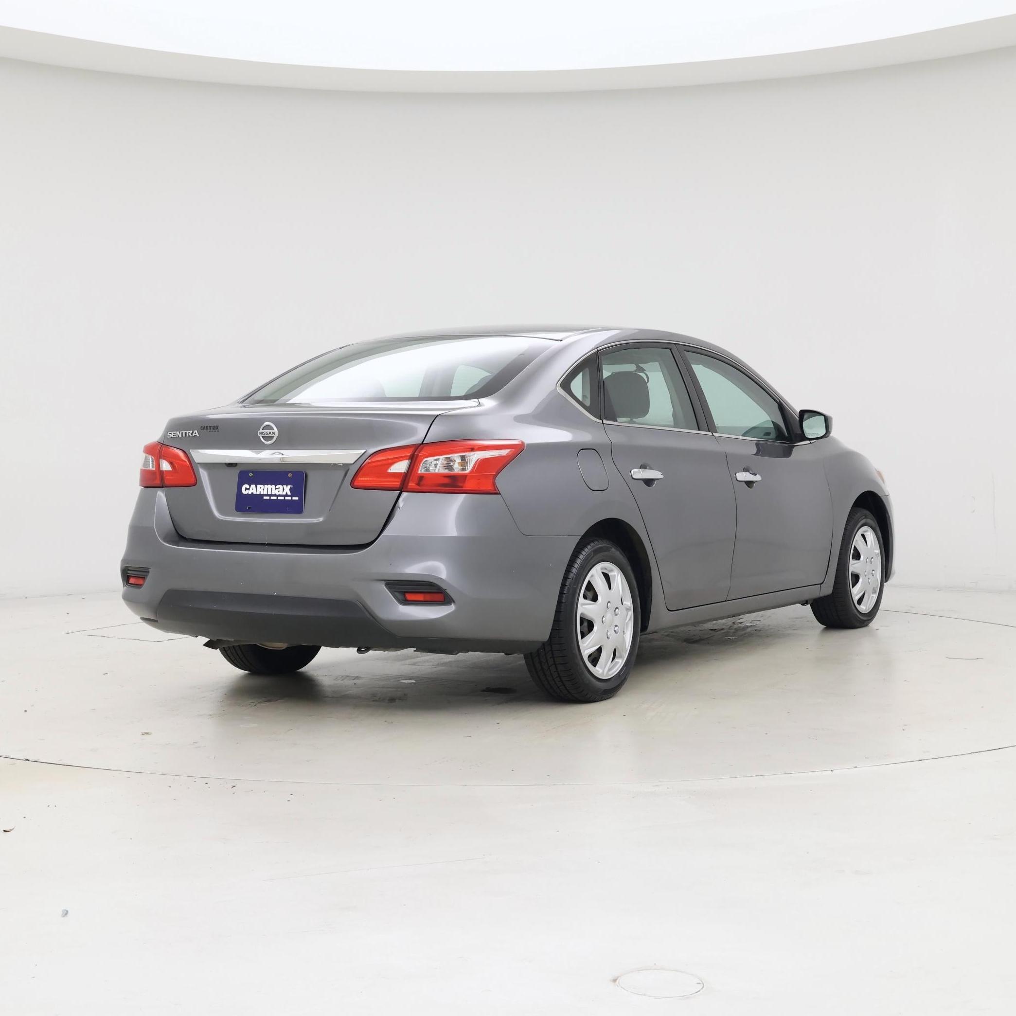 Thumbnail: 2019 Nissan Sentra - 8