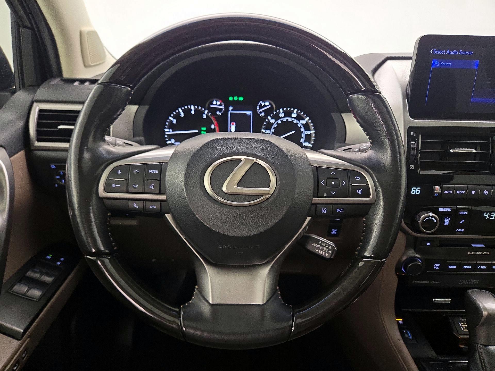 Thumbnail: 2022 Lexus GX - 10
