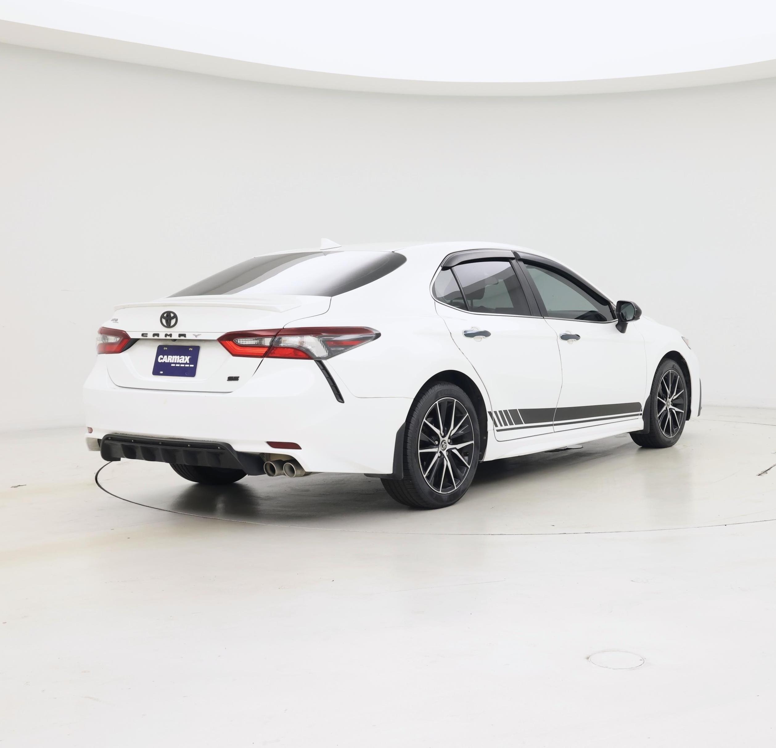 Thumbnail: 2021 Toyota Camry - 8