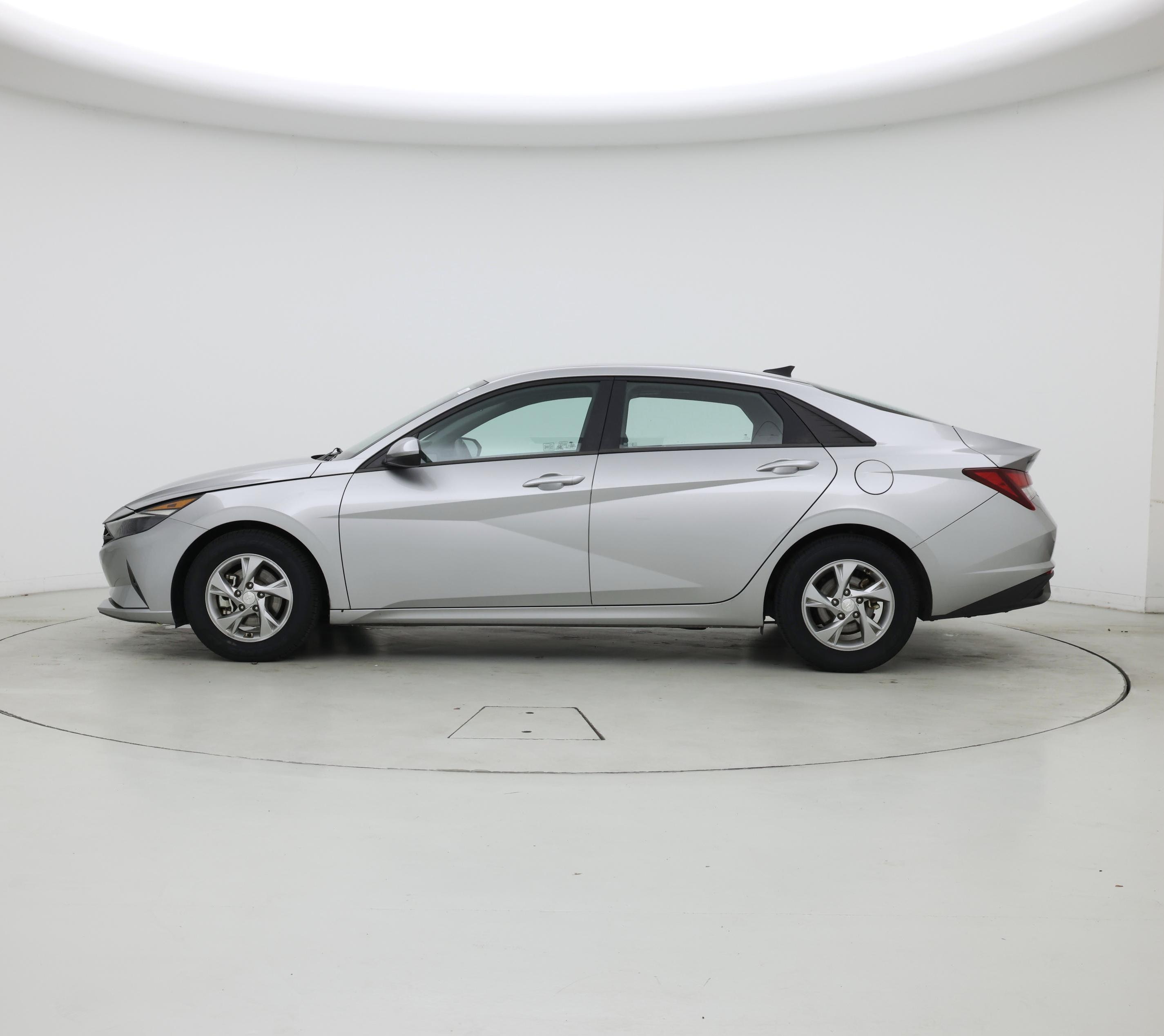 Thumbnail: 2022 Hyundai Elantra - 3