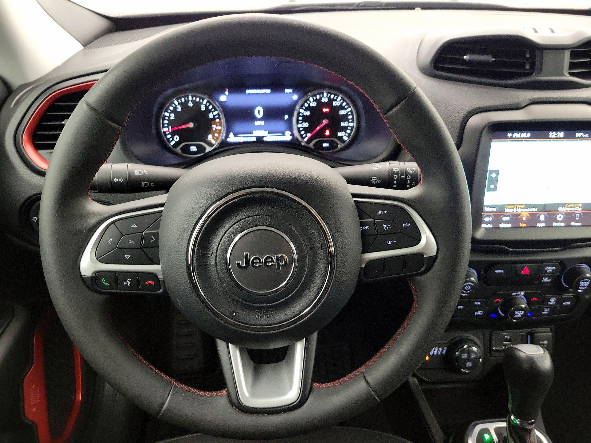 Thumbnail: 2023 Jeep Renegade - 10