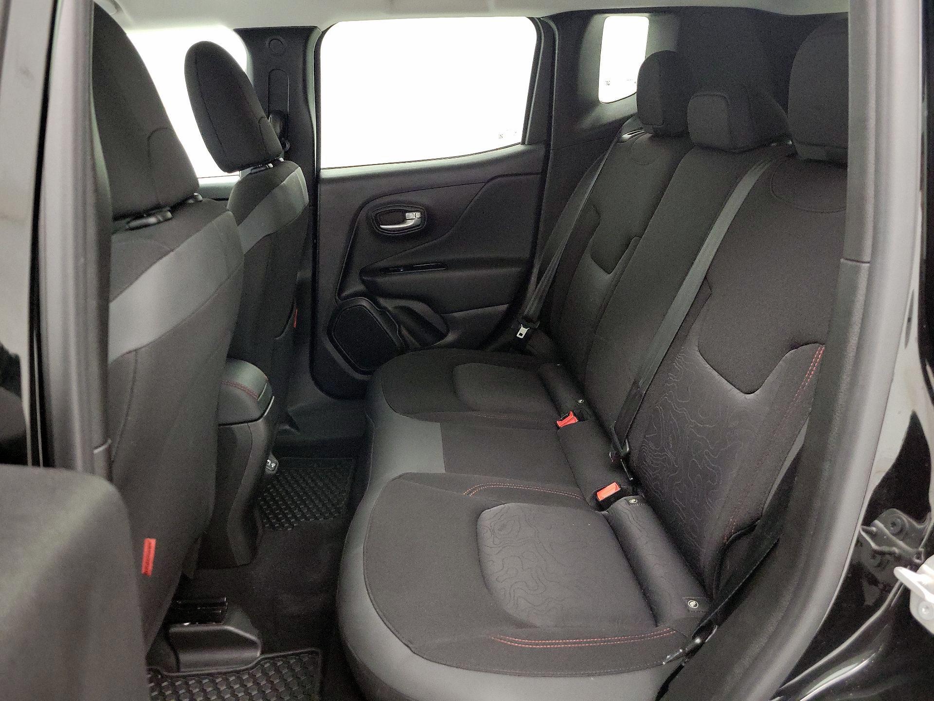 Thumbnail: 2023 Jeep Renegade - 20