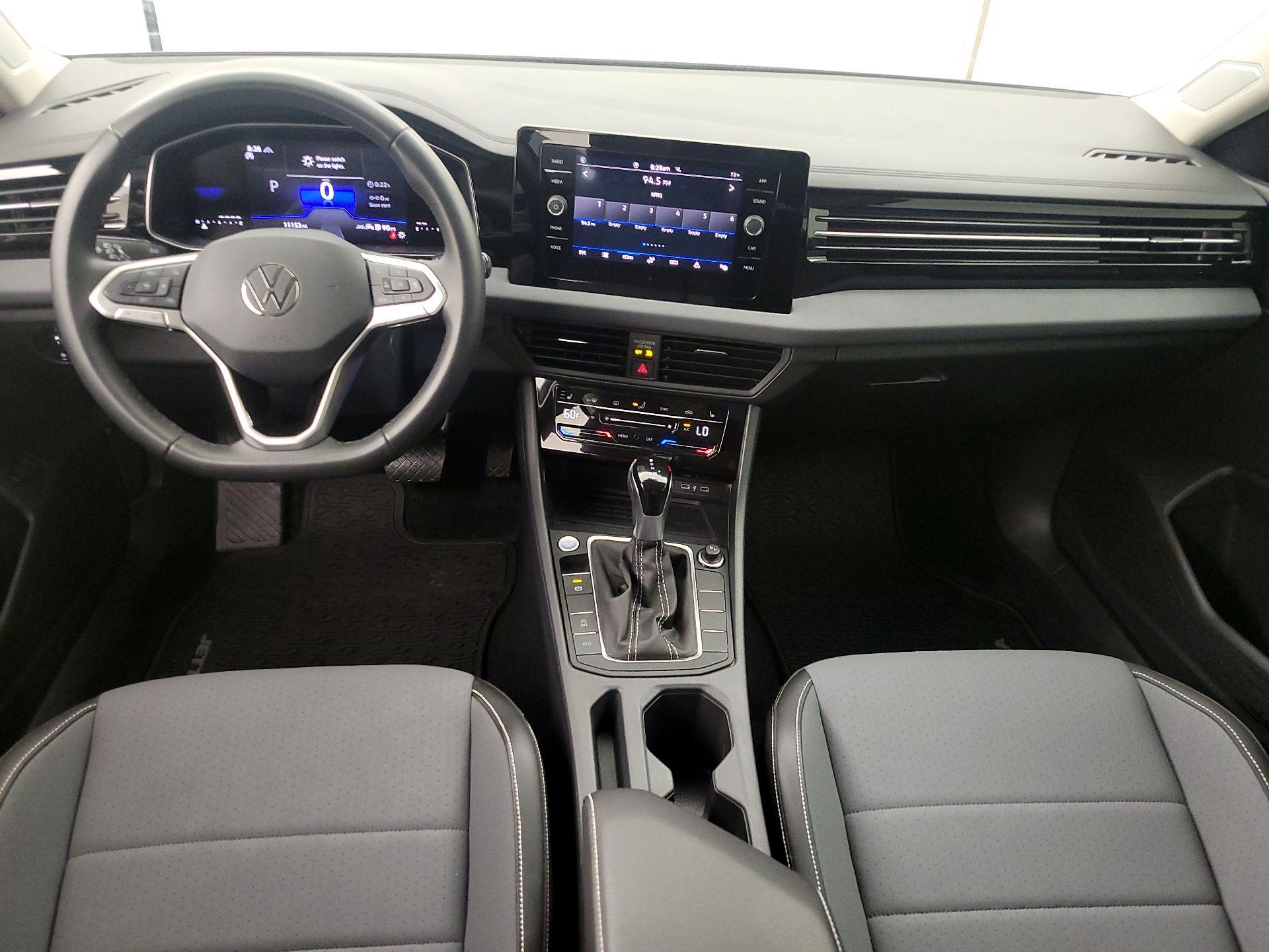 Thumbnail: 2025 Volkswagen Jetta - 9