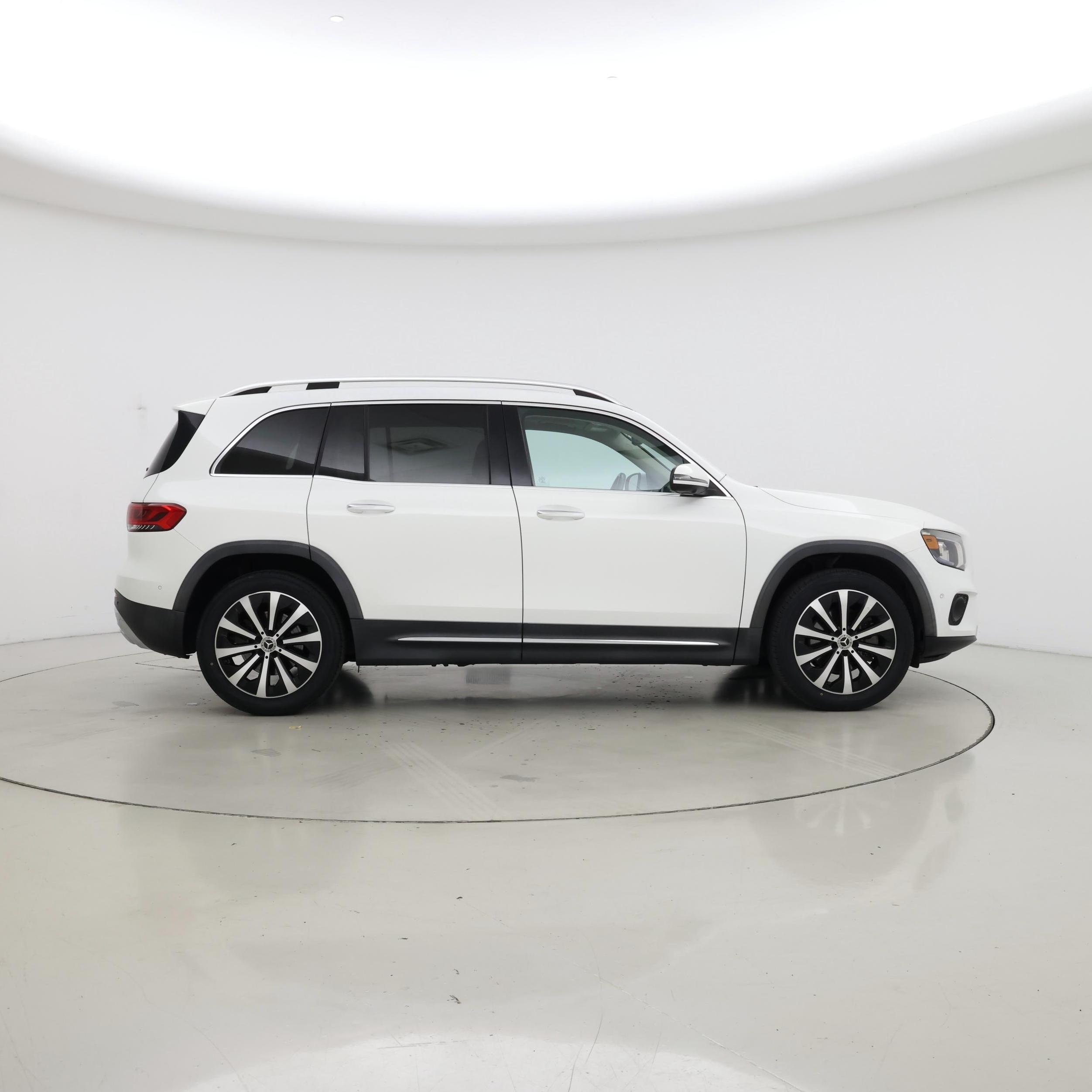 Thumbnail: 2022 Mercedes-Benz GLB - 7