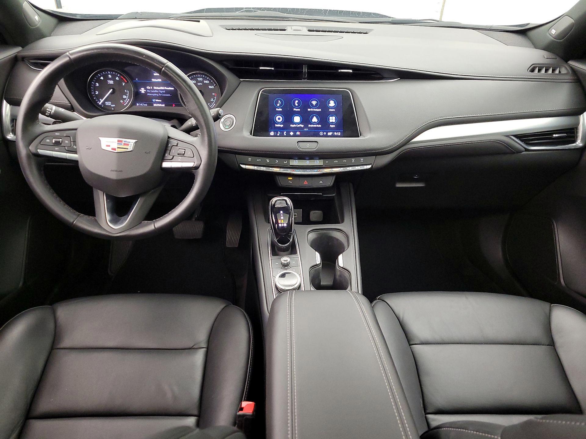 Thumbnail: 2023 Cadillac XT4 - 9