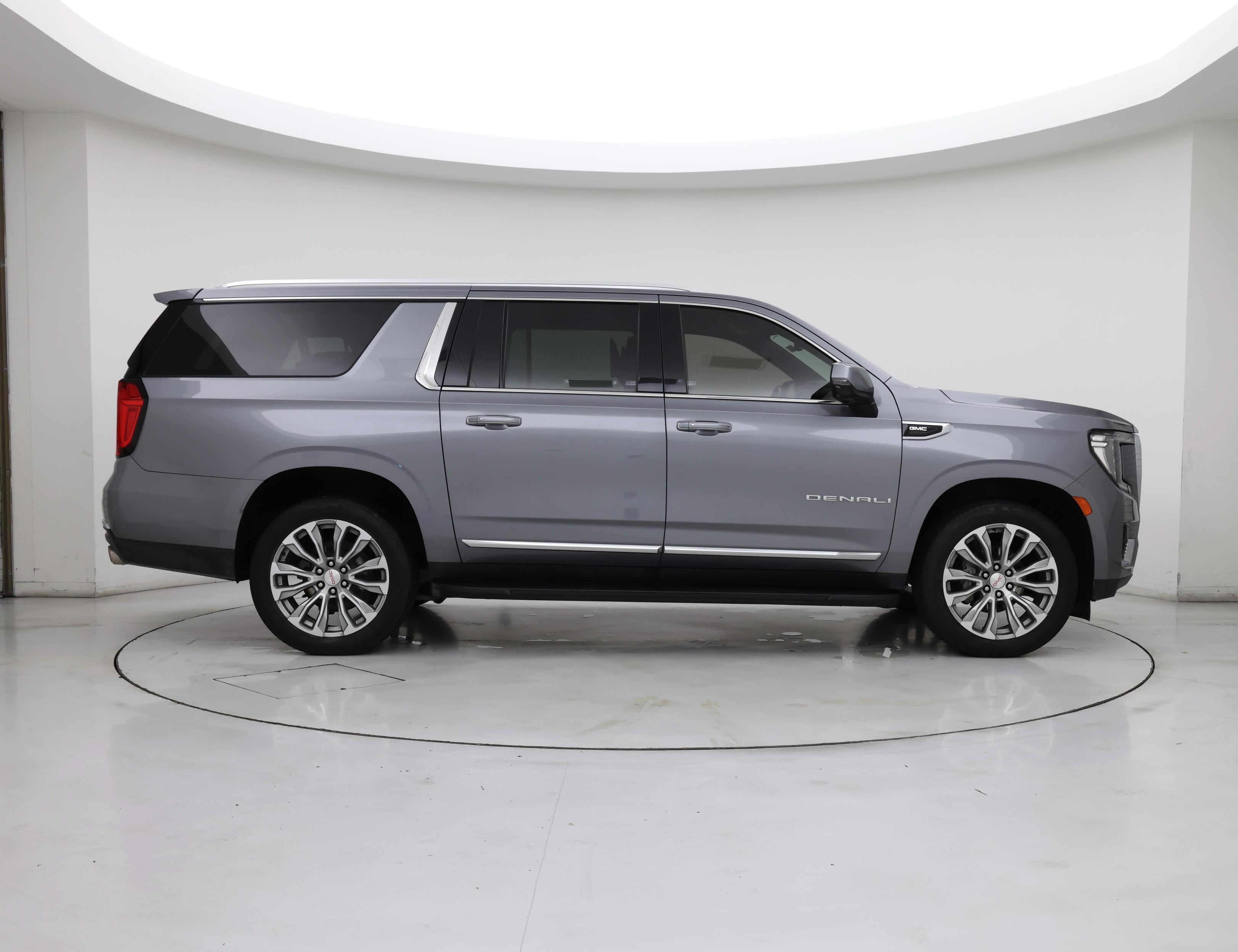 Thumbnail: 2021 GMC Yukon XL - 7