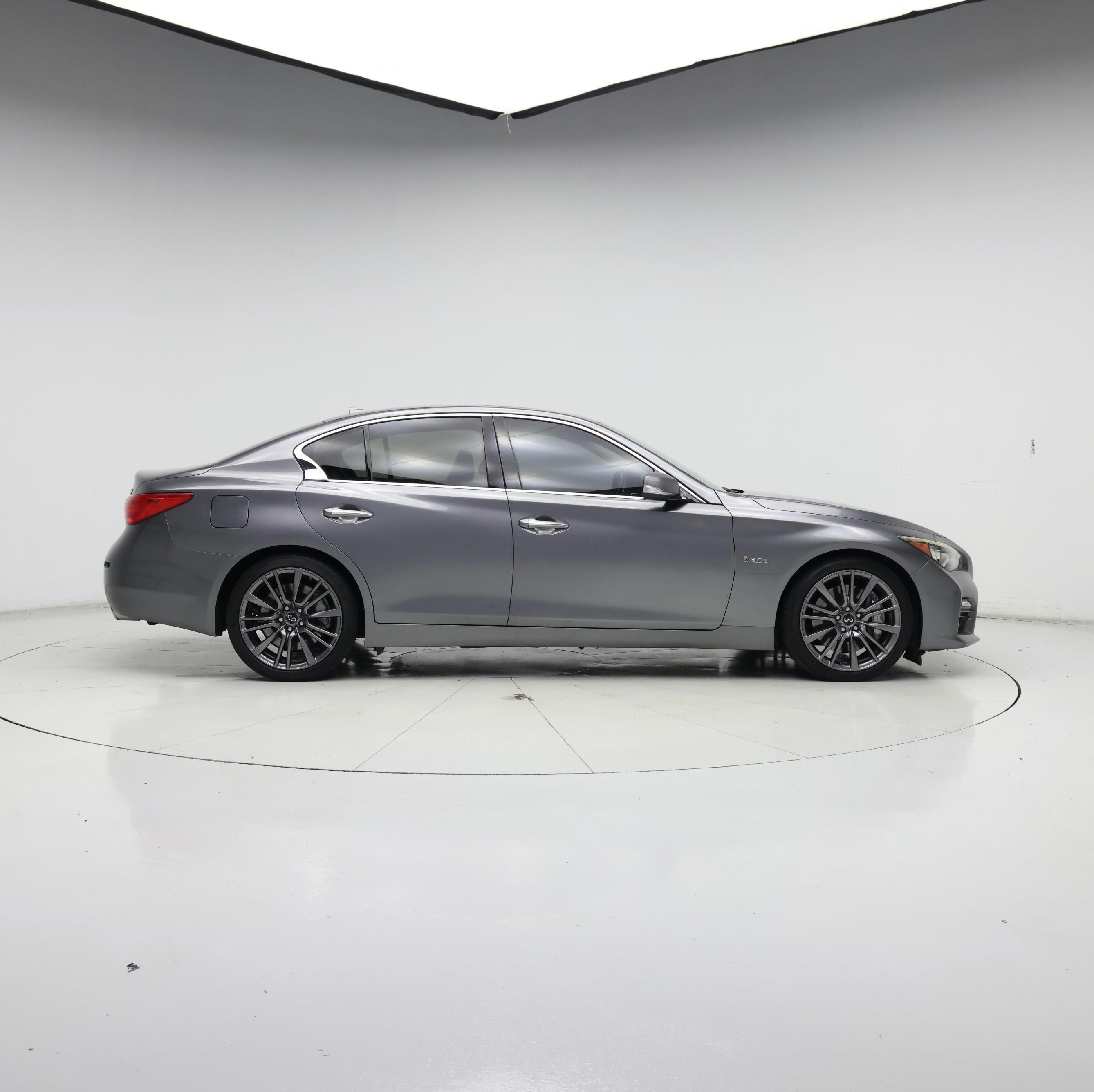 Thumbnail: 2016 INFINITI  - 7