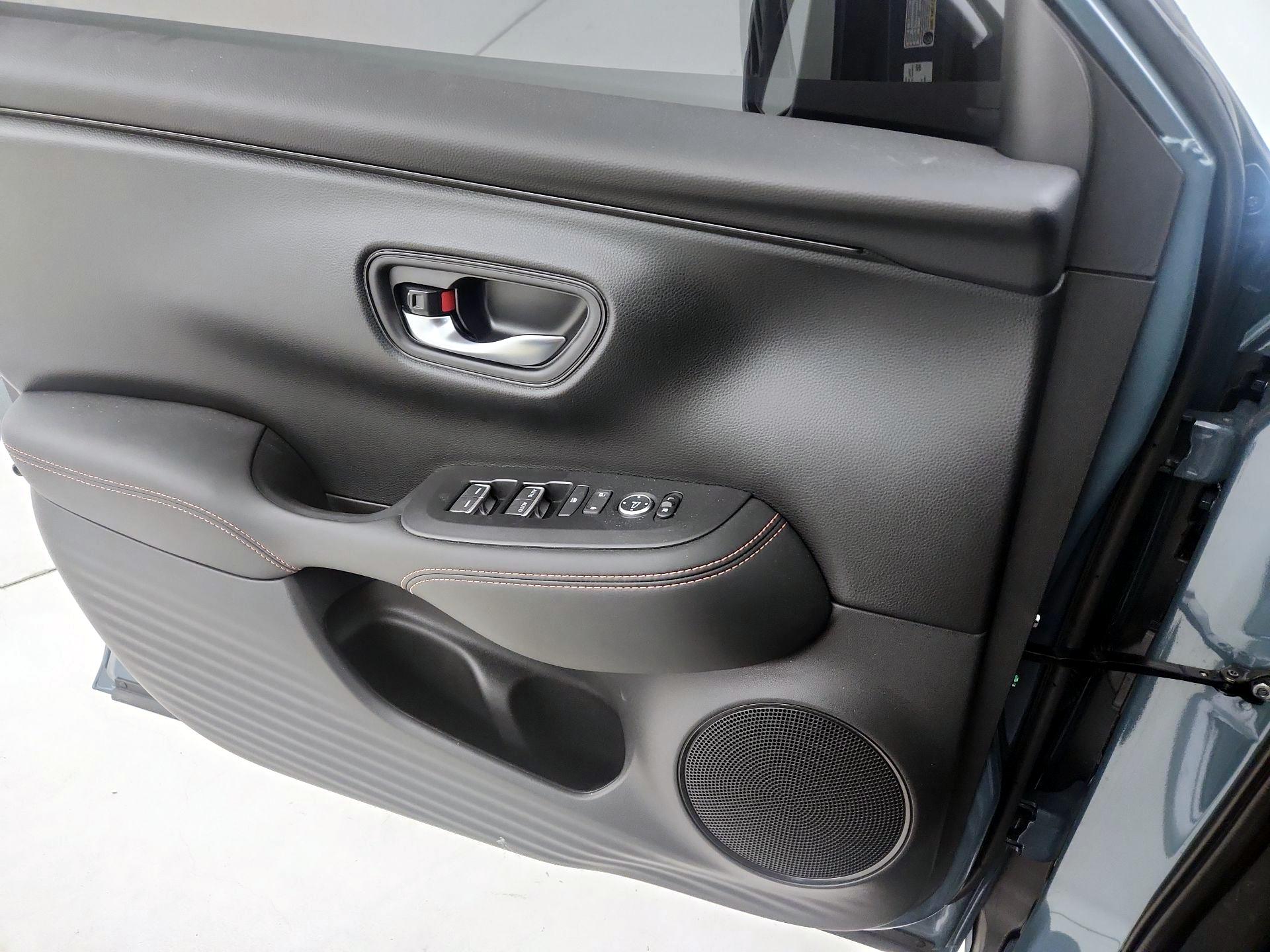 Thumbnail: 2026 Honda HR-V - 12
