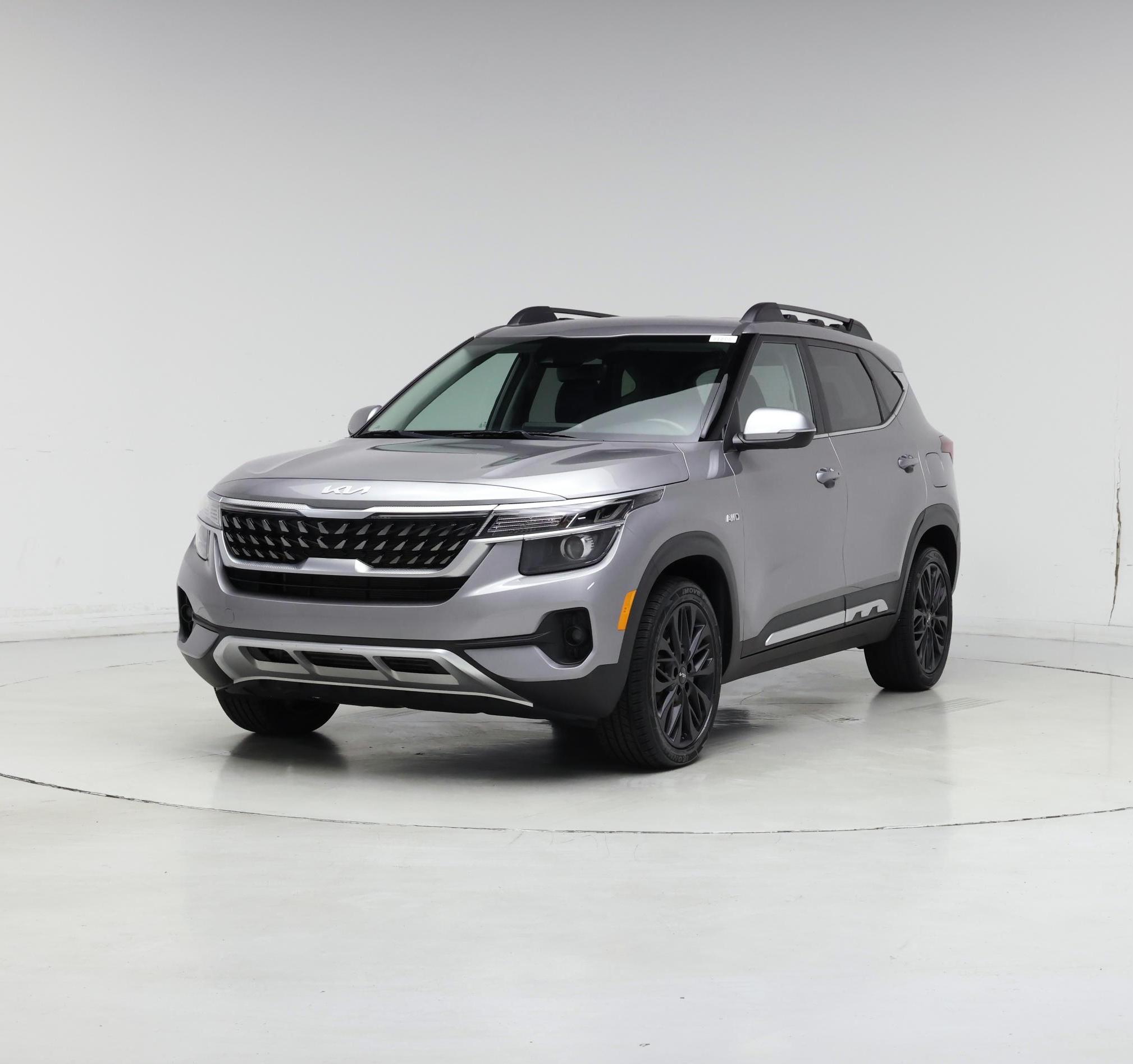 Thumbnail: 2022 Kia Seltos - 4