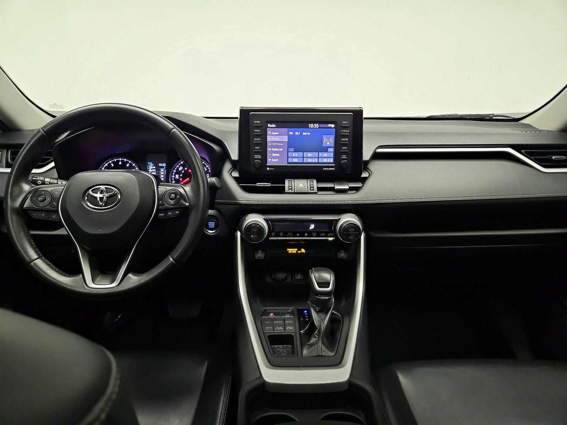 Thumbnail: 2020 Toyota RAV4 - 9