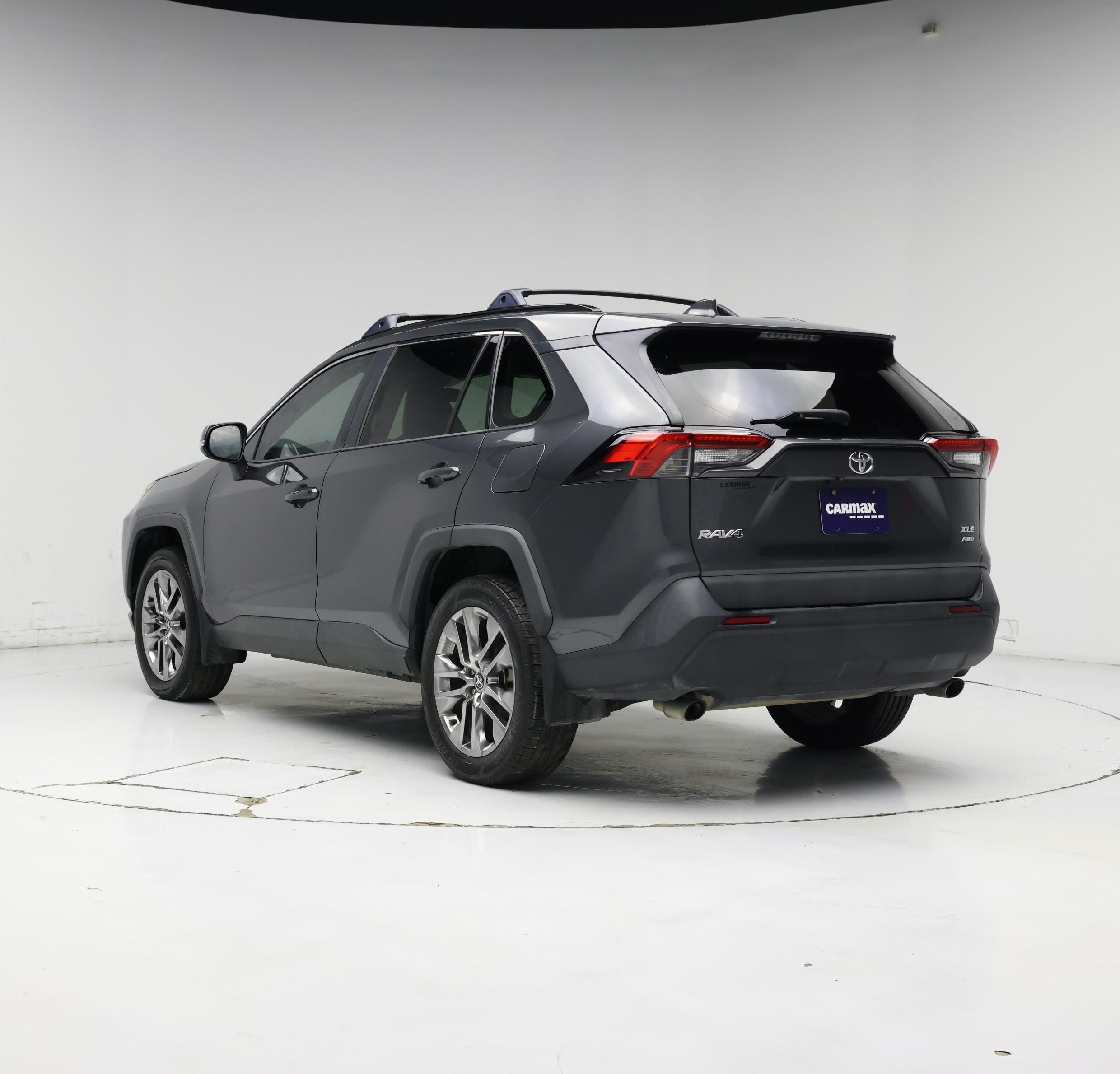 Thumbnail: 2020 Toyota RAV4 - 2