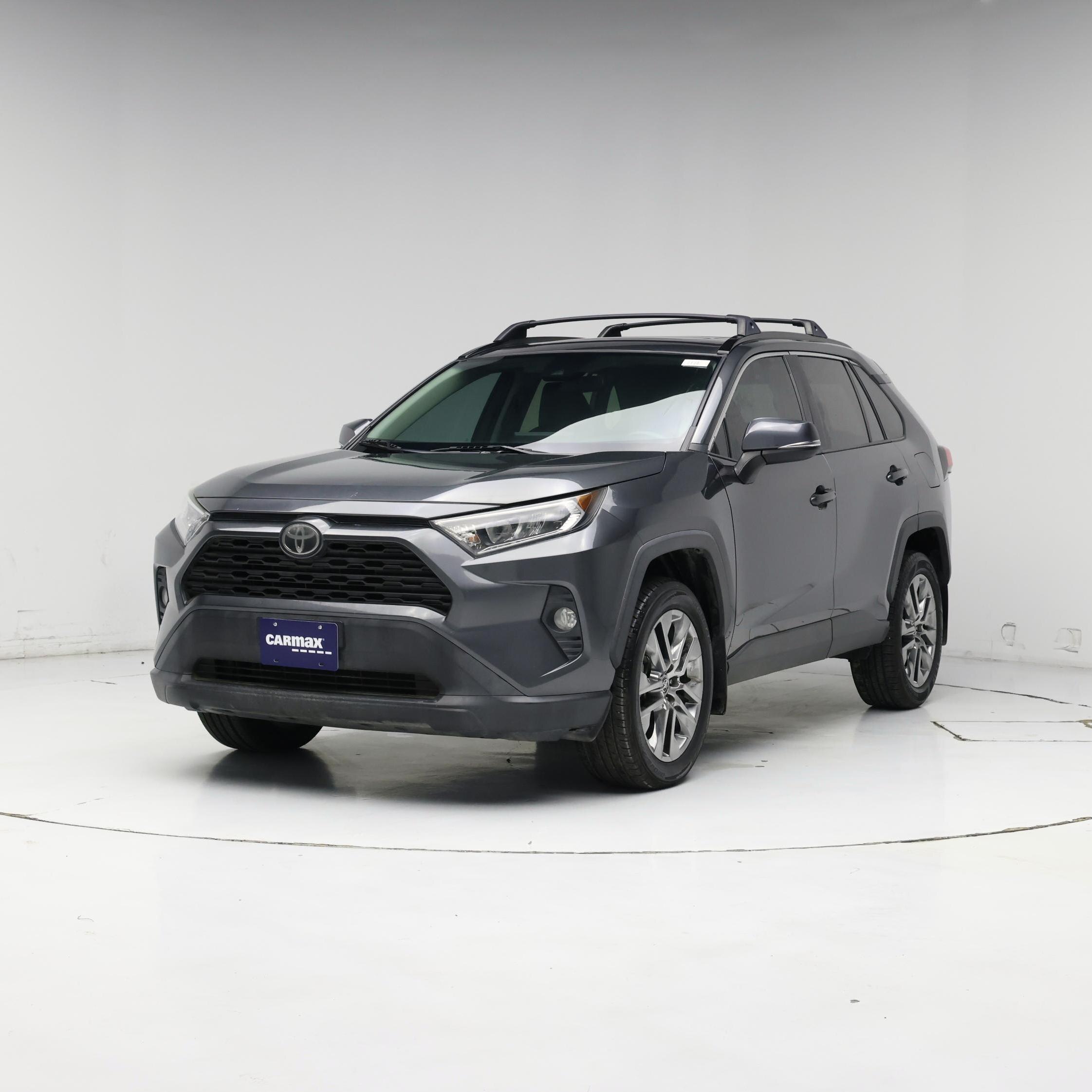 Thumbnail: 2020 Toyota RAV4 - 4